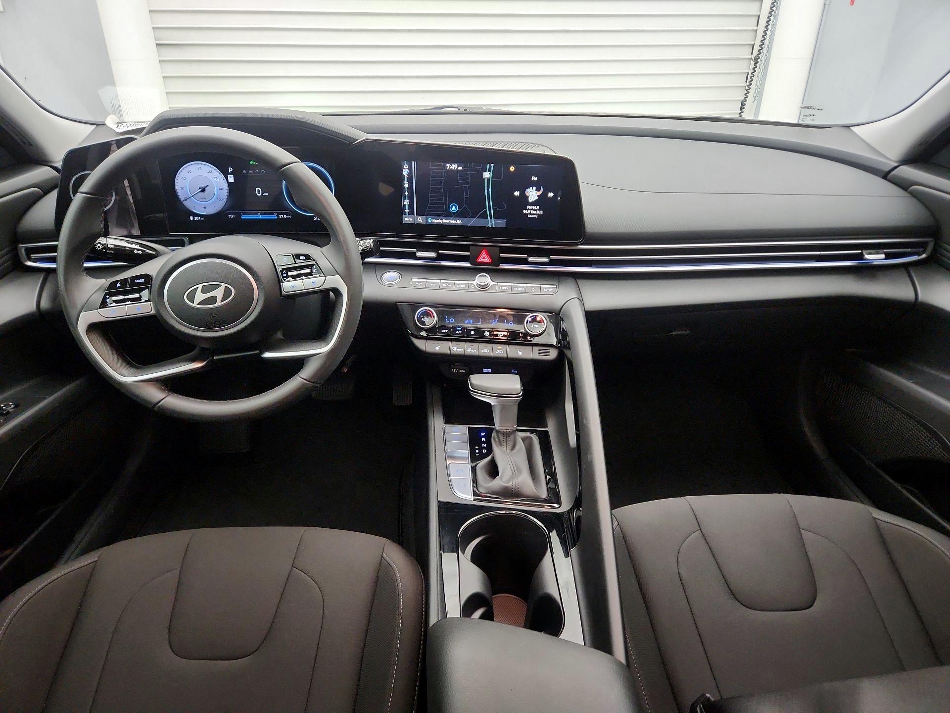 Thumbnail: 2025 Hyundai Elantra - 9