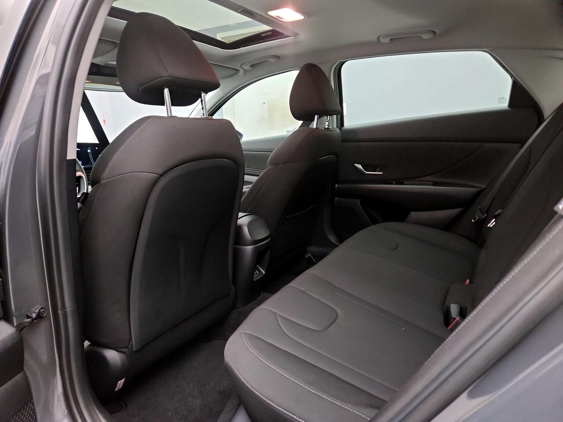 Thumbnail: 2025 Hyundai Elantra - 20