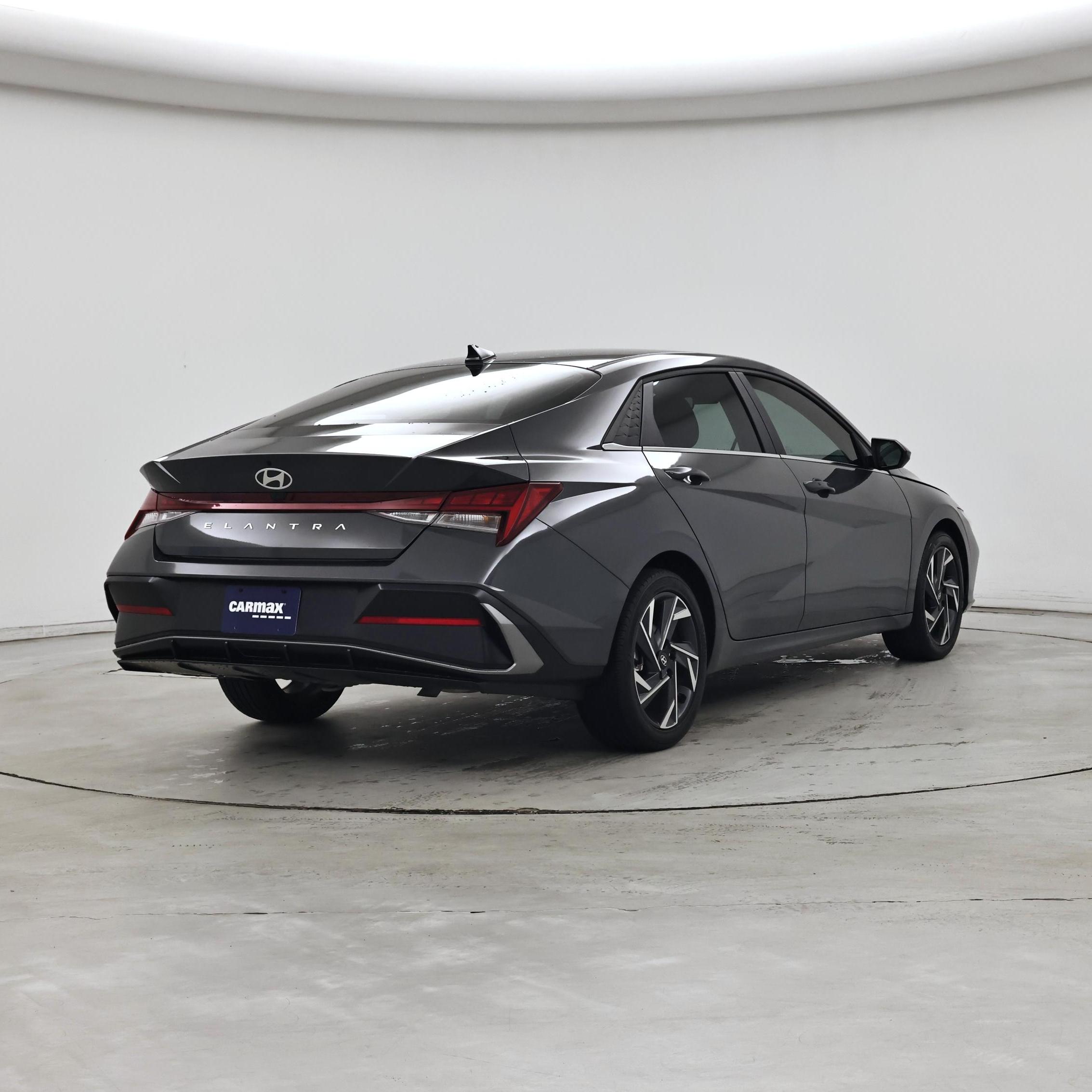 Thumbnail: 2025 Hyundai Elantra - 8