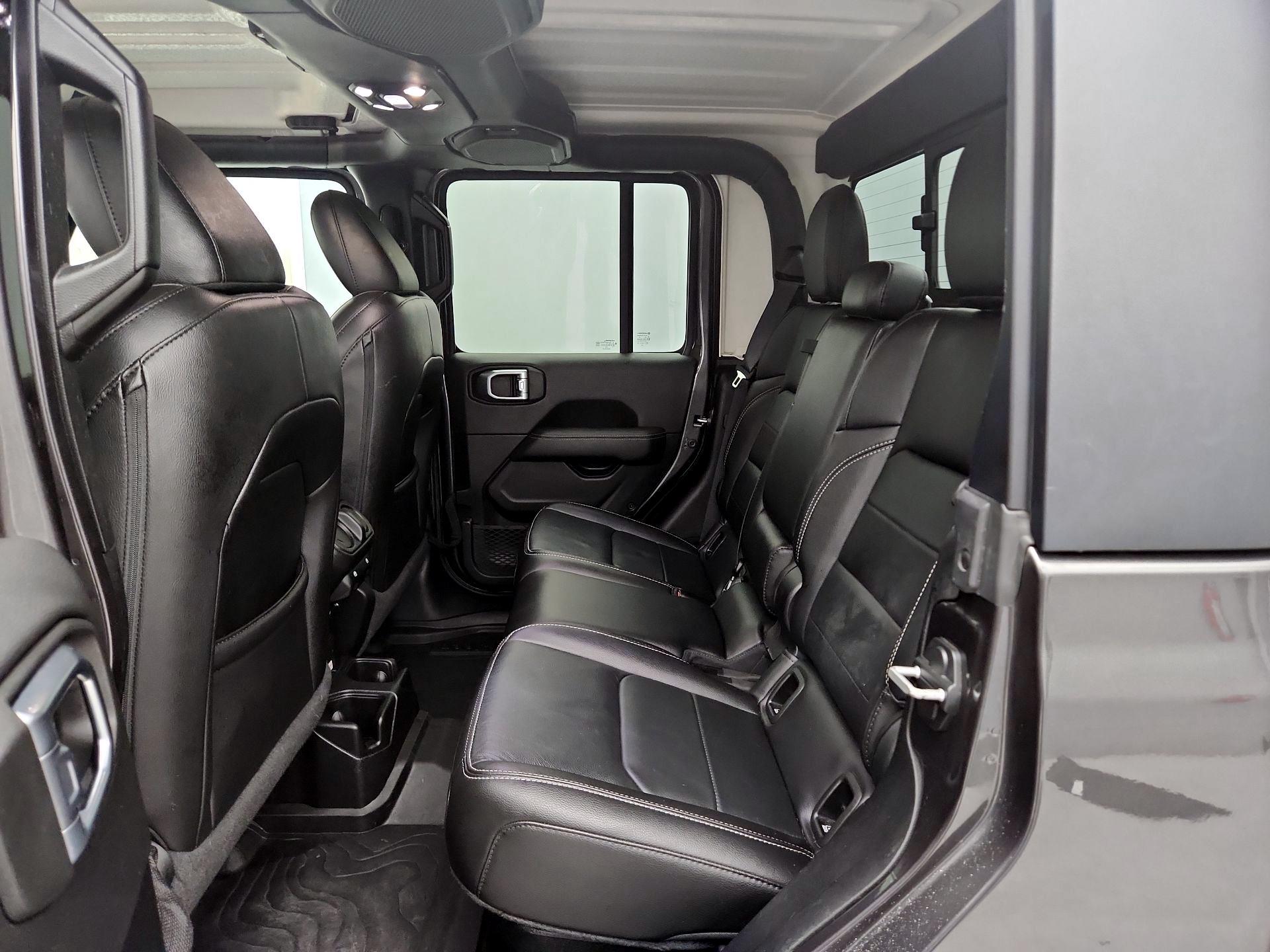 Thumbnail: 2021 Jeep Gladiator - 20