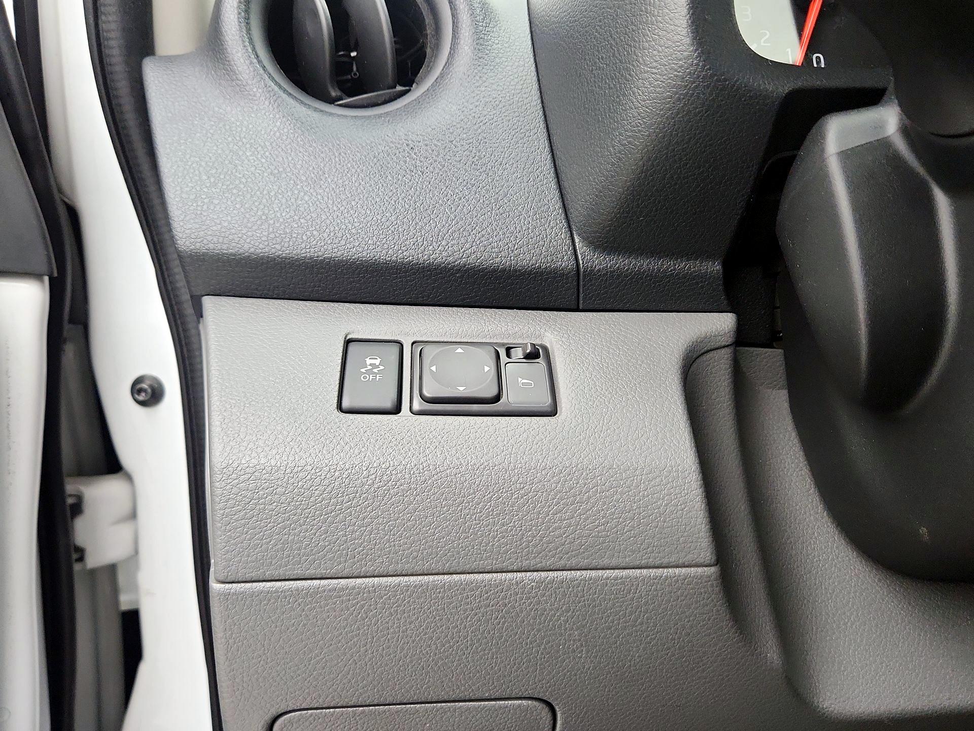 Thumbnail: 2014 Nissan NV200 - 14