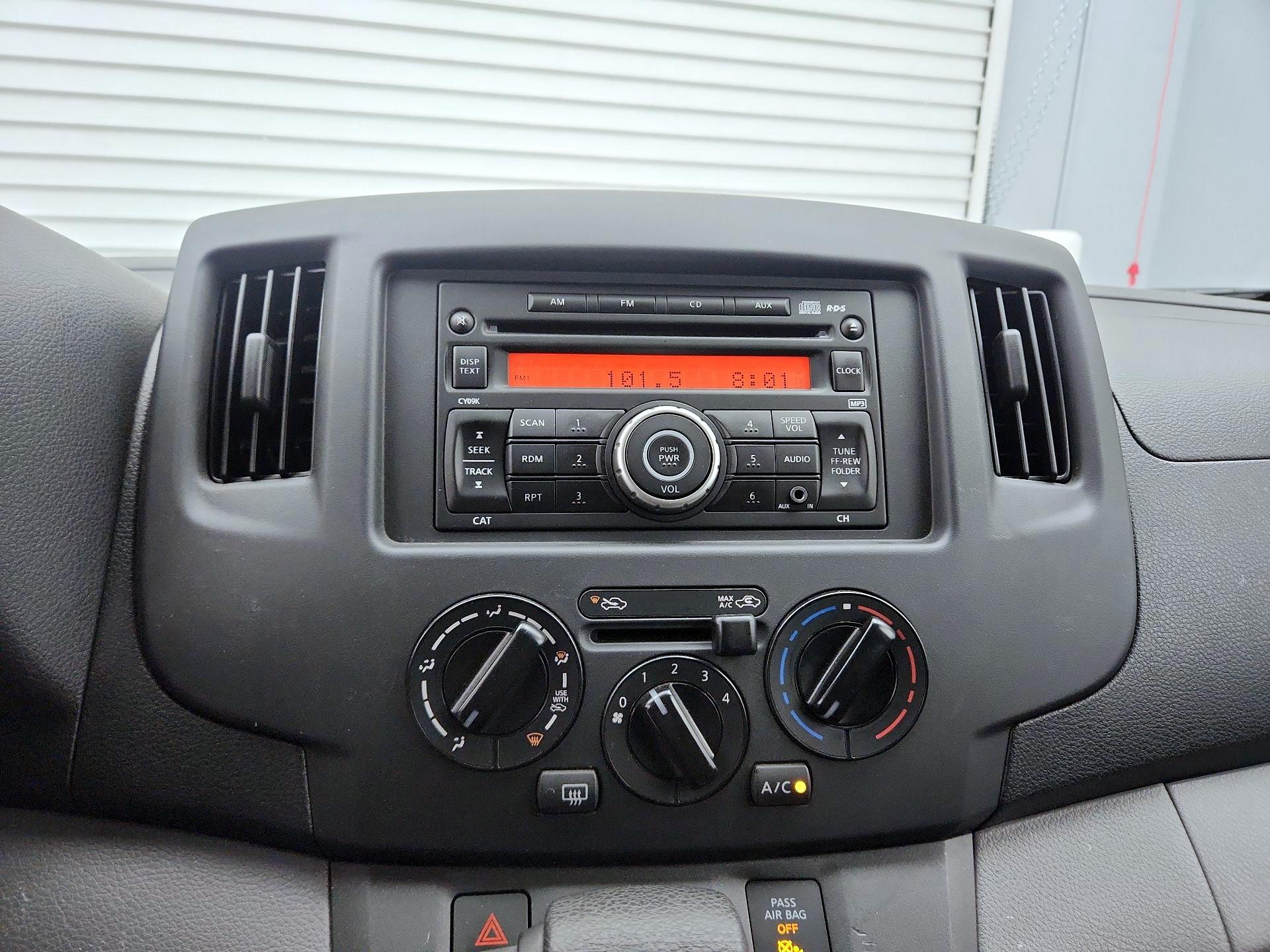 Thumbnail: 2014 Nissan NV200 - 15