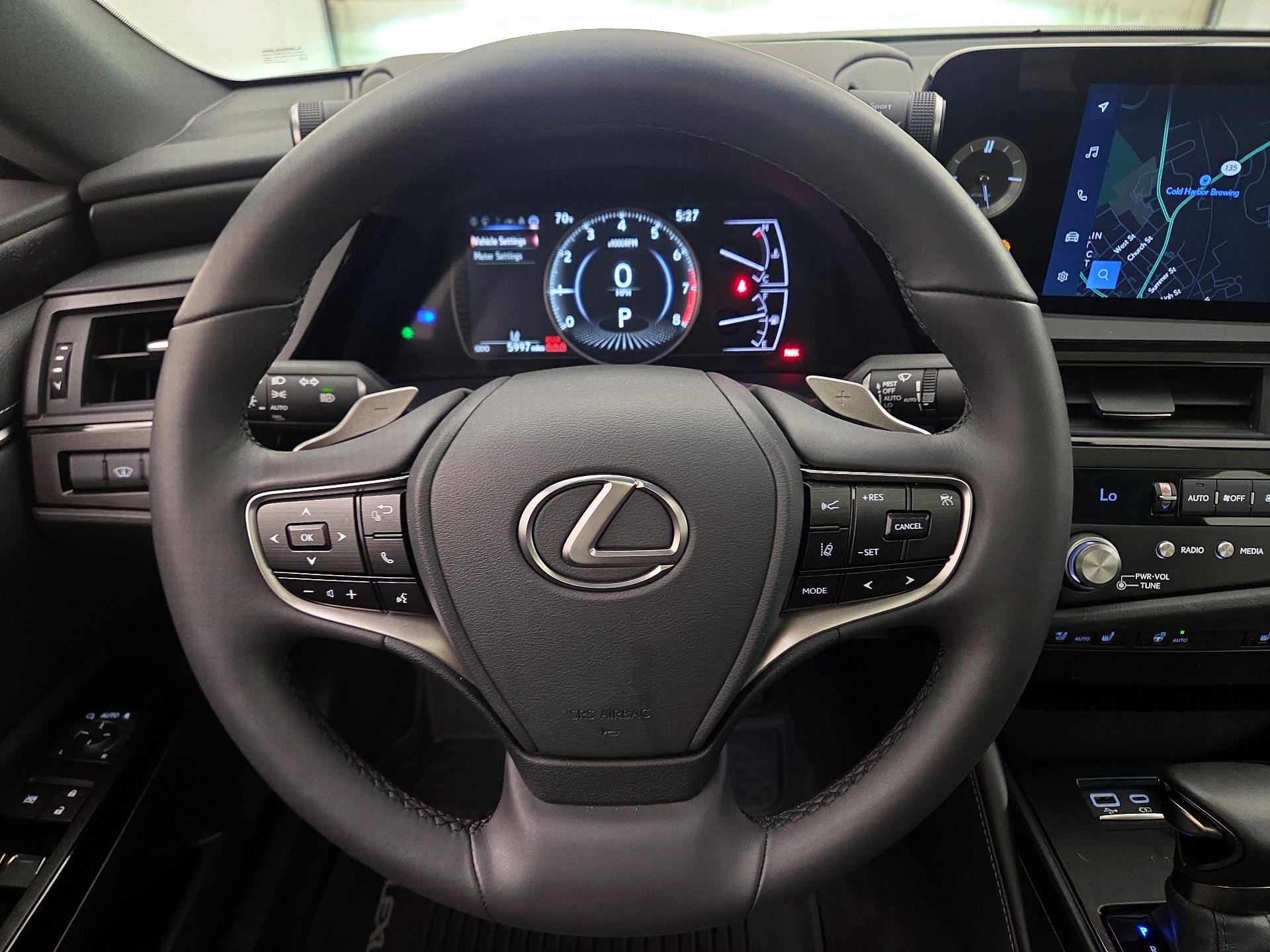 Thumbnail: 2025 Lexus ES - 10