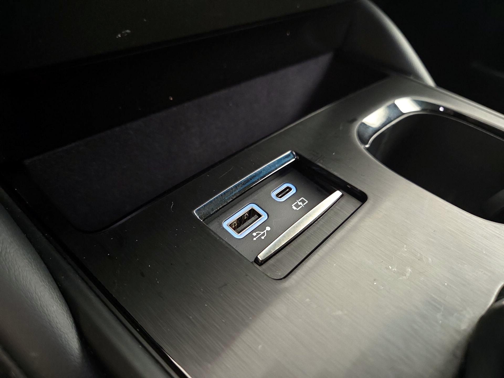 Thumbnail: 2025 Lexus ES - 19