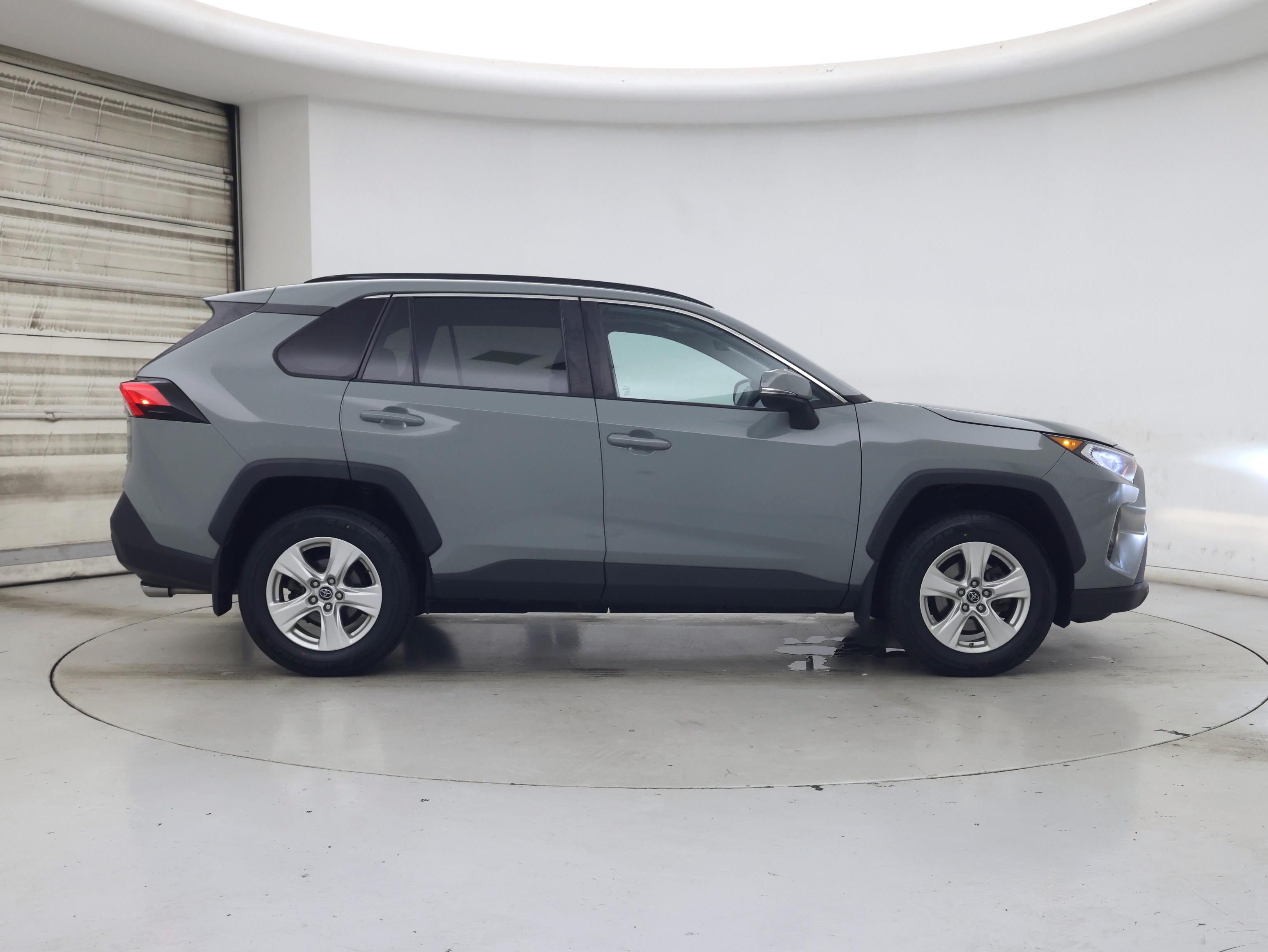 Thumbnail: 2019 Toyota RAV4 - 7