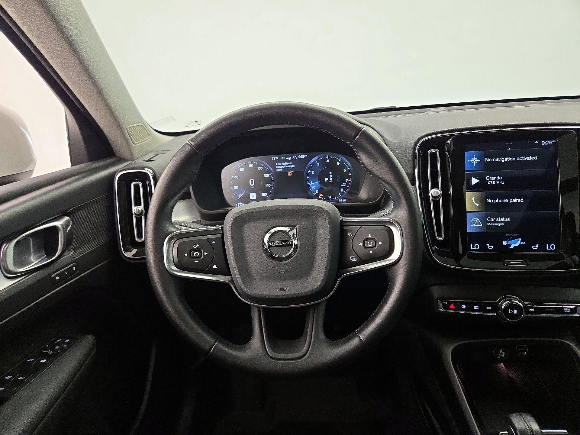 Thumbnail: 2020 Volvo XC40 - 10