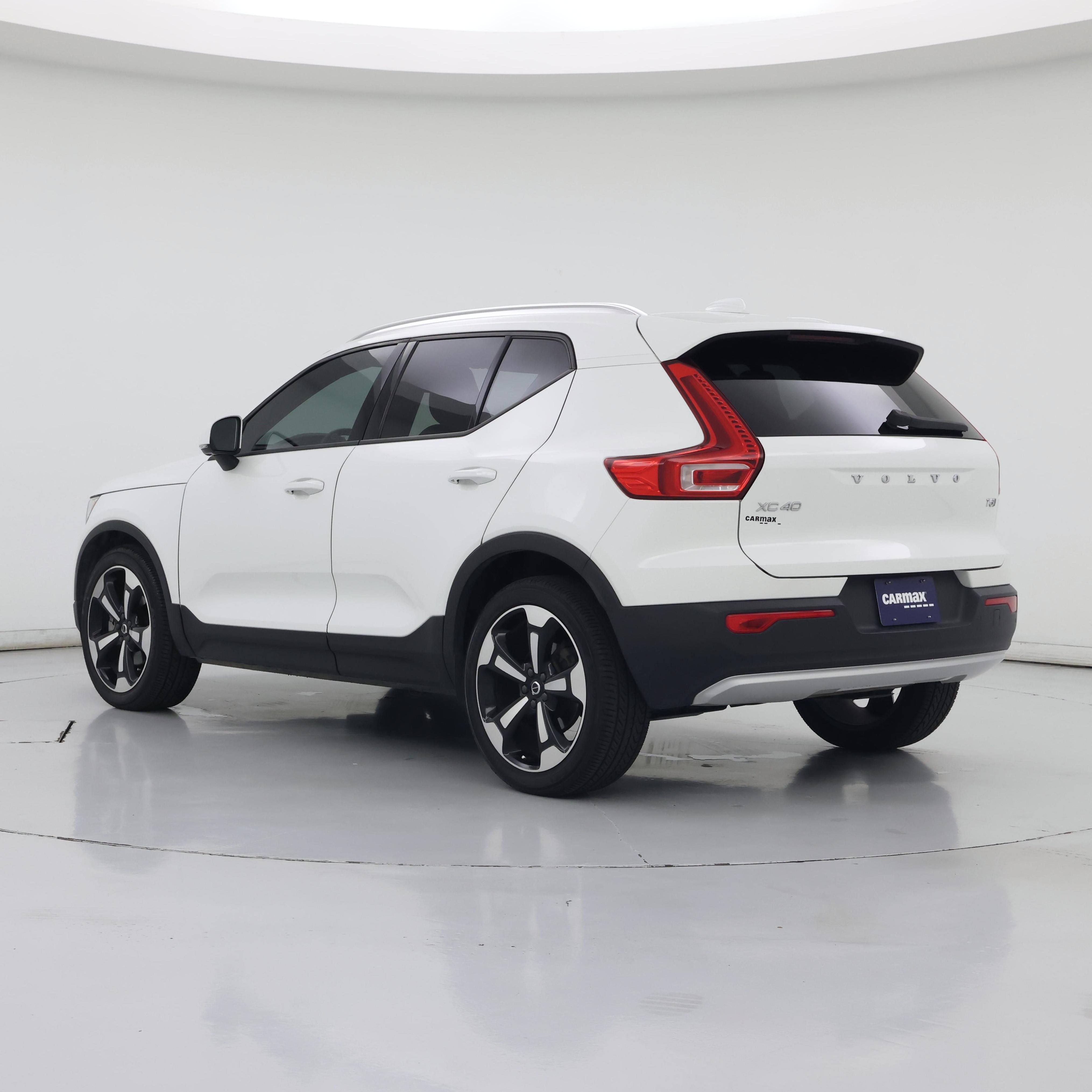Thumbnail: 2020 Volvo XC40 - 2