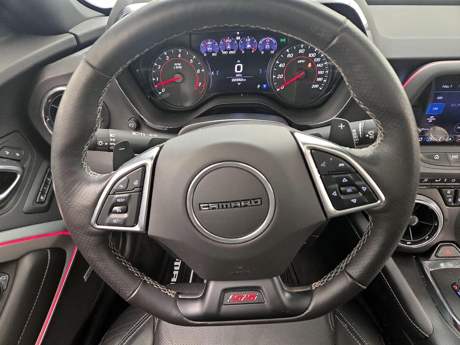 Thumbnail: 2019 Chevrolet Camaro - 10