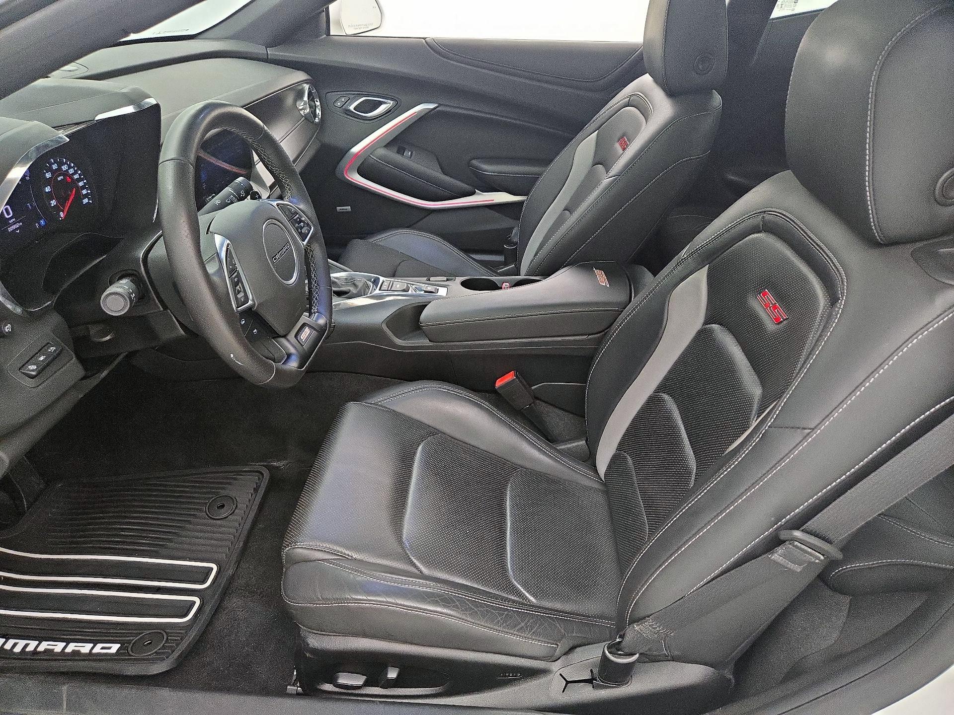 Thumbnail: 2019 Chevrolet Camaro - 11