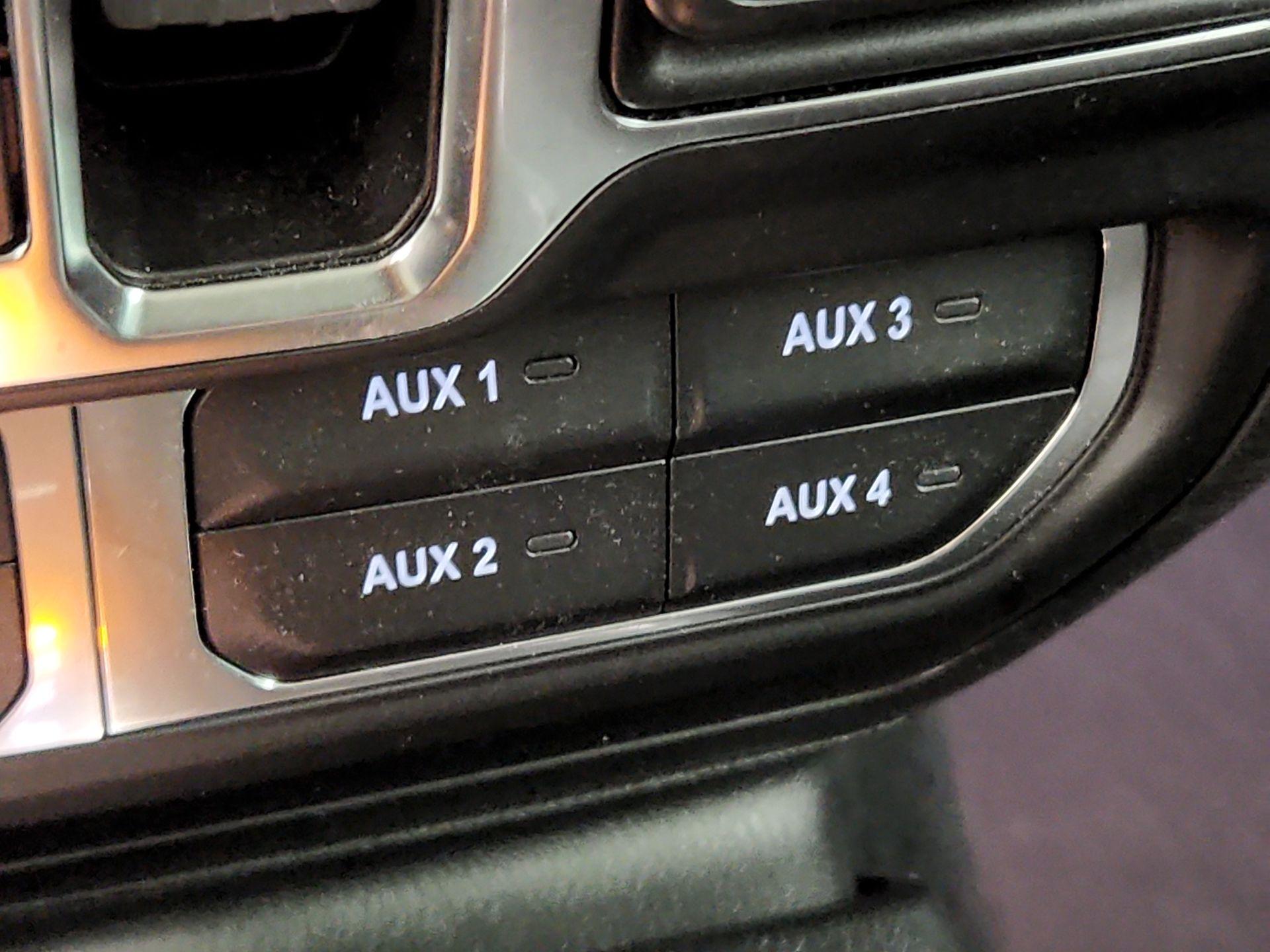 Thumbnail: 2023 Jeep Wrangler - 19