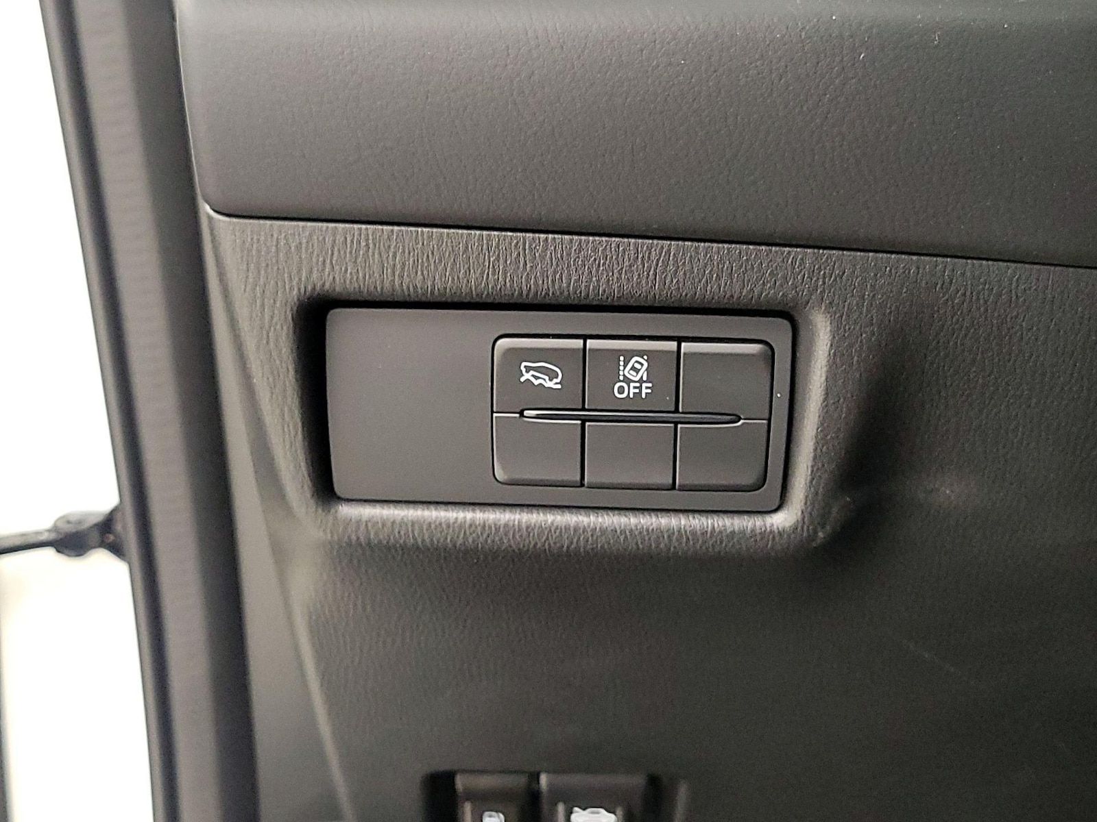 2023 Mazda CX-5 S Preferred package - Photo 14