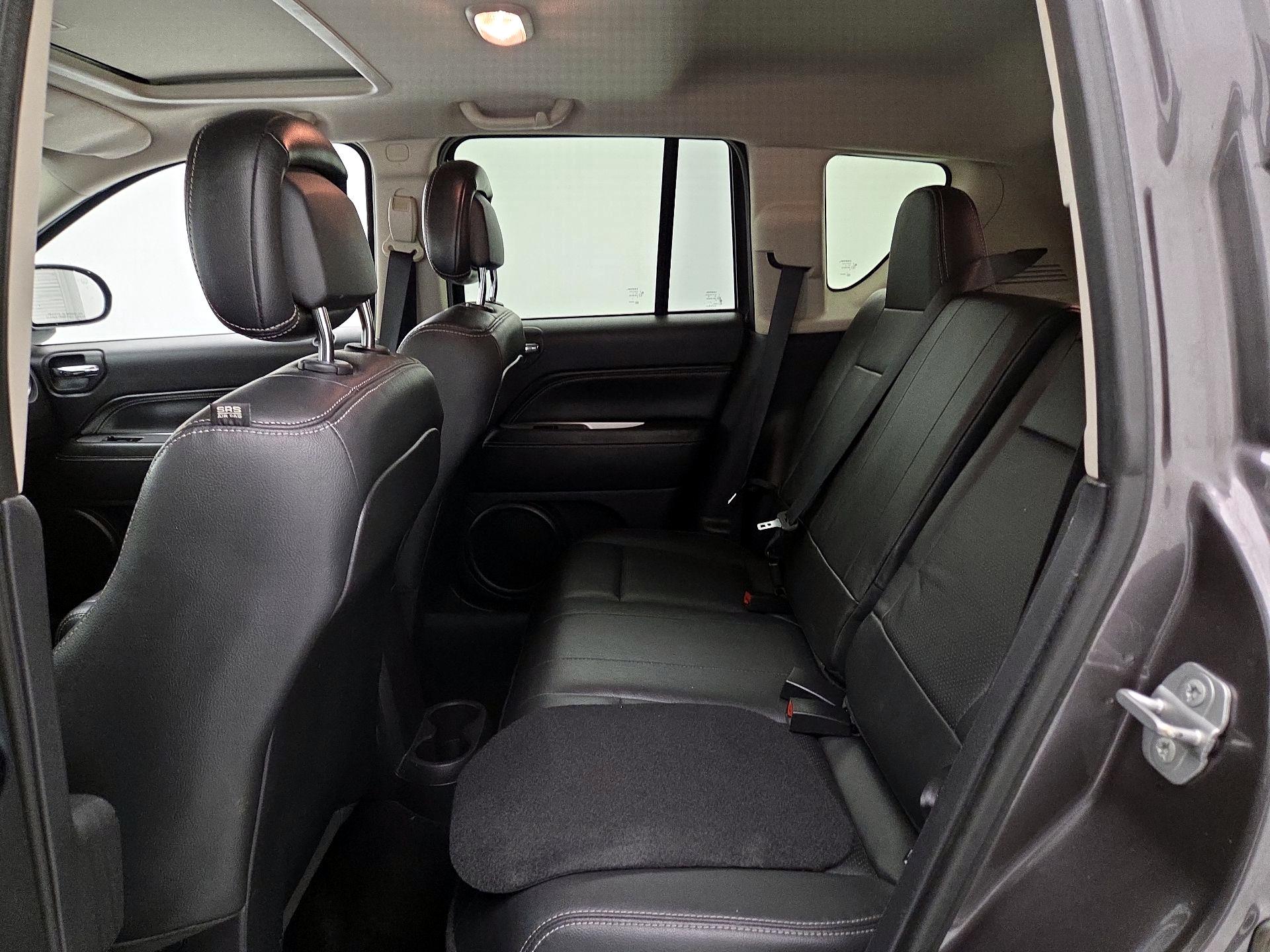 Thumbnail: 2016 Jeep Compass - 19
