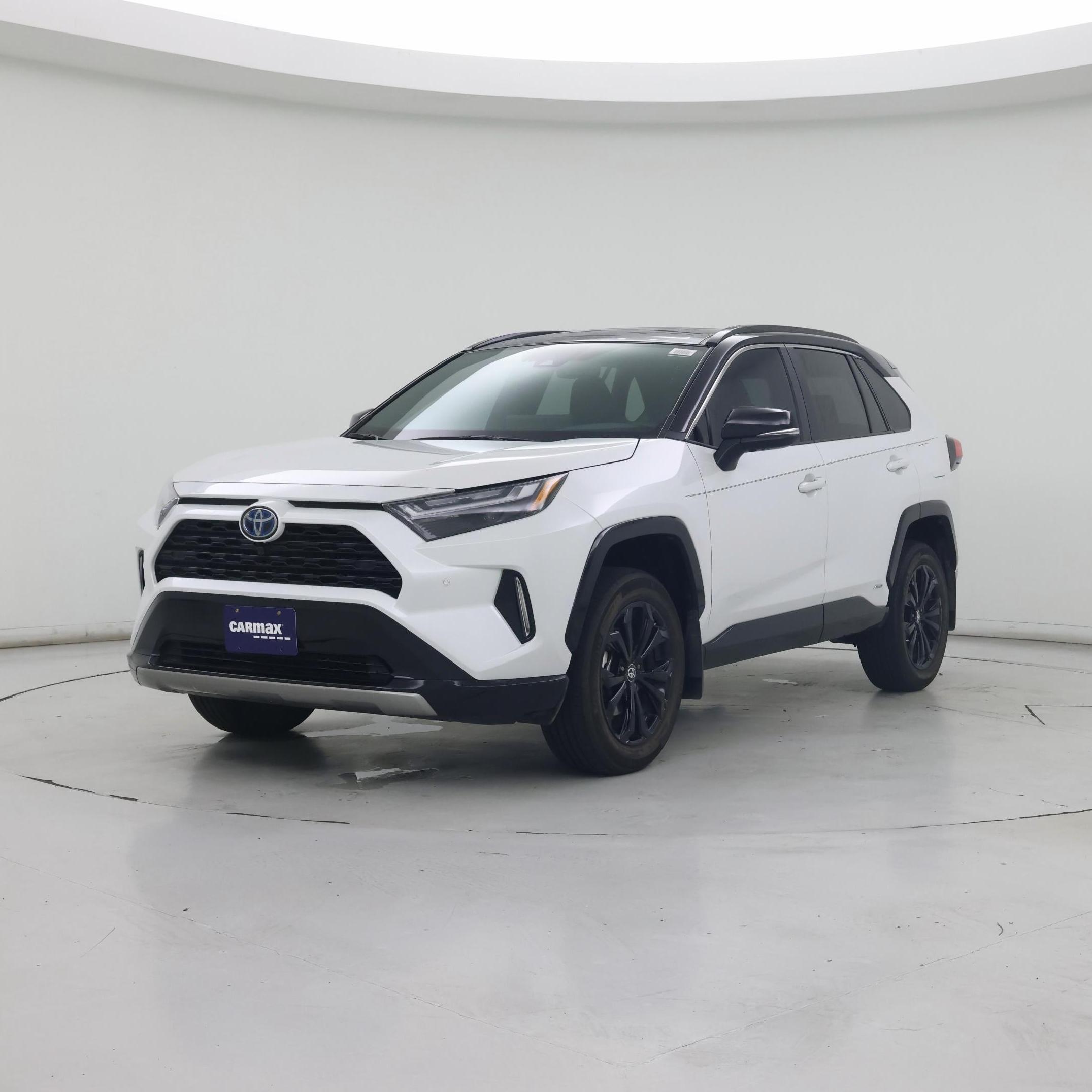 Thumbnail: 2024 Toyota RAV4 - 4