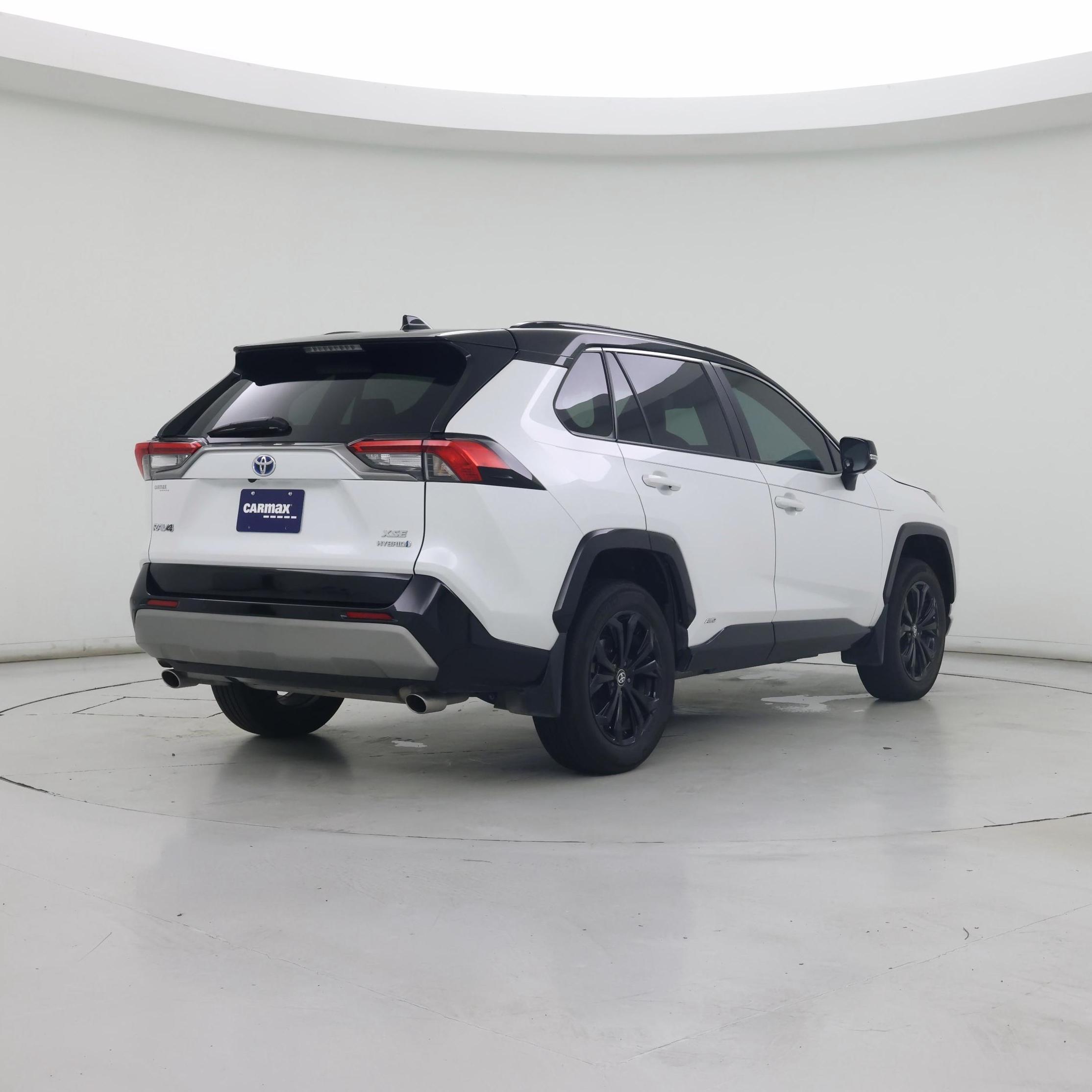 Thumbnail: 2024 Toyota RAV4 - 8