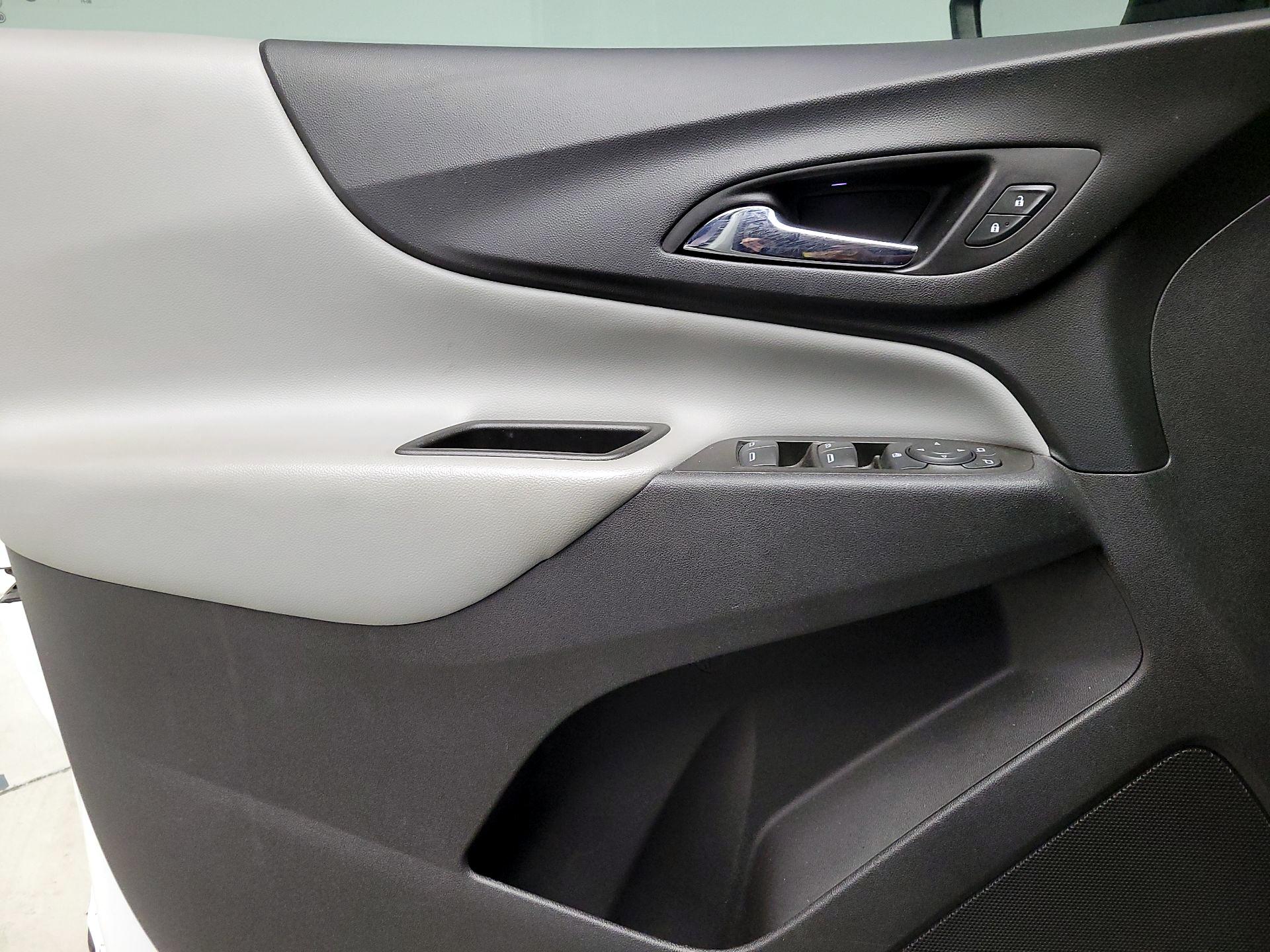 Thumbnail: 2020 Chevrolet Equinox - 12