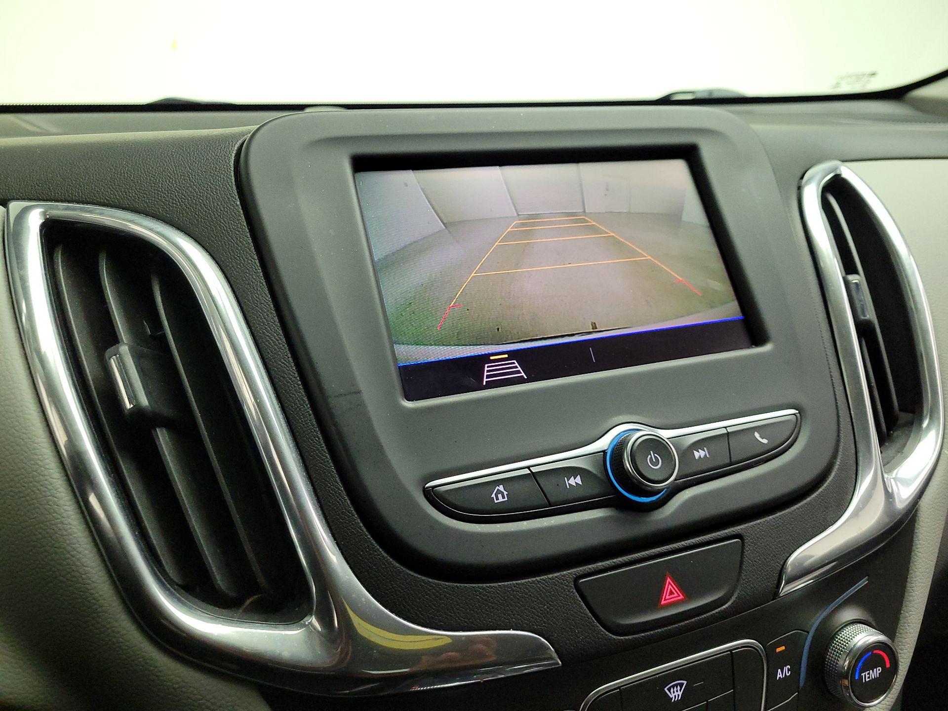 Thumbnail: 2020 Chevrolet Equinox - 14