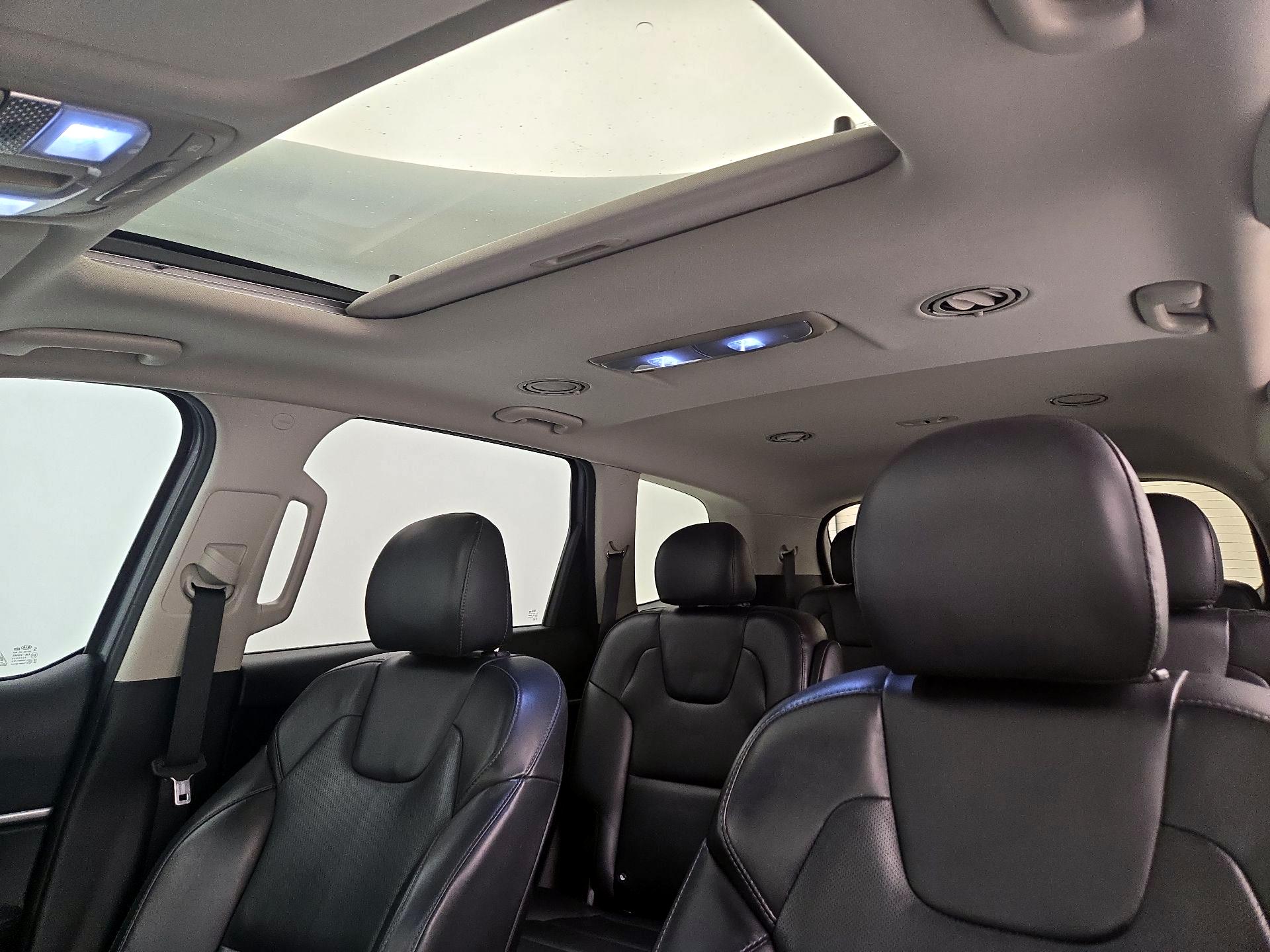 Thumbnail: 2020 Kia Telluride - 19