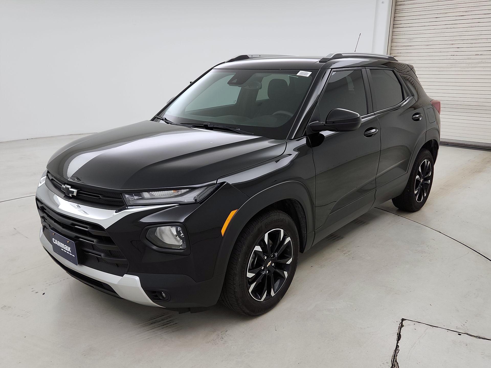 Thumbnail: 2023 Chevrolet TrailBlazer - 3