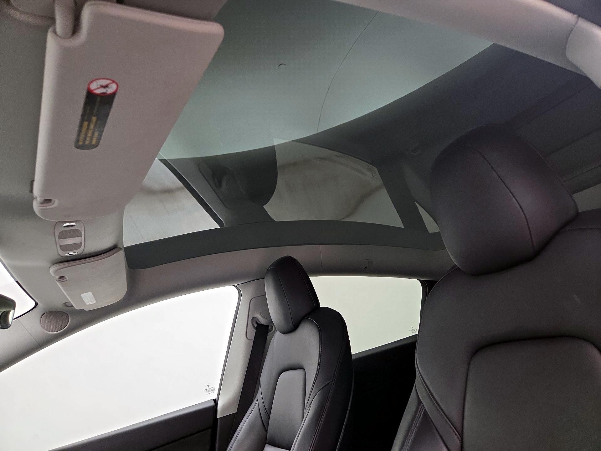 Thumbnail: 2022 Tesla Model Y - 18