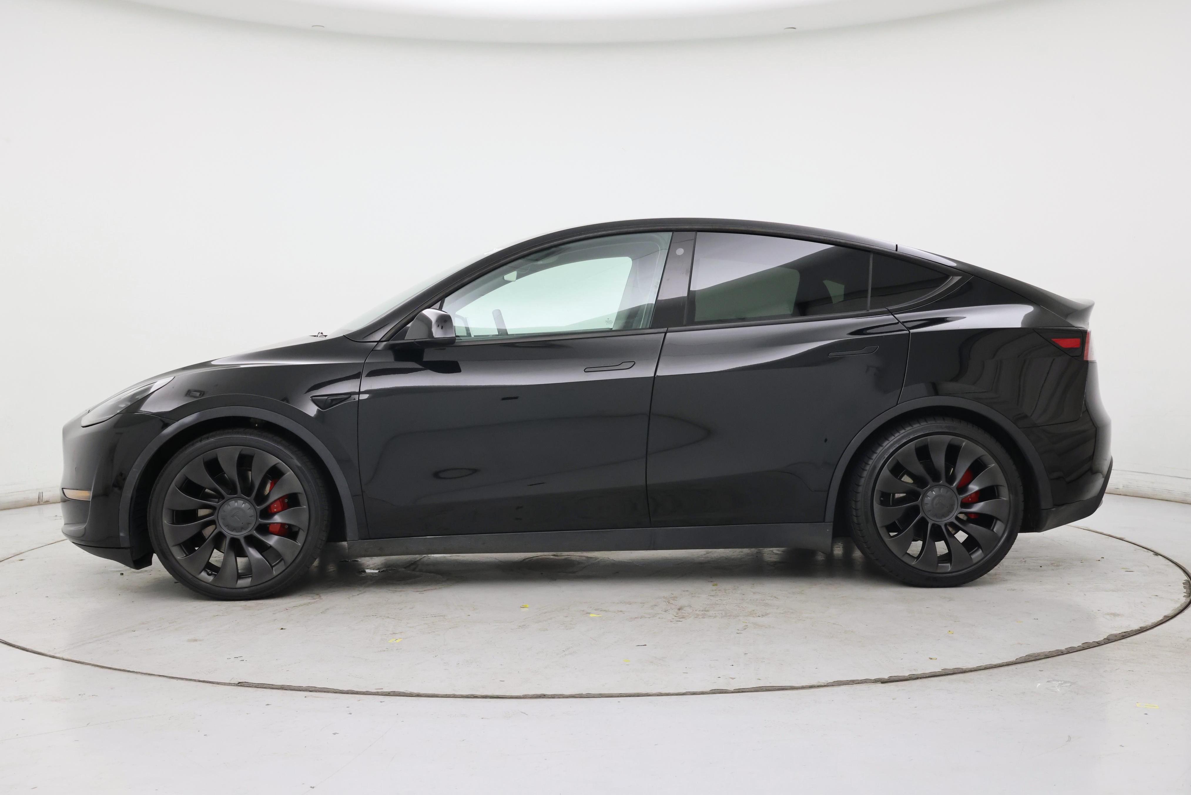 Thumbnail: 2022 Tesla Model Y - 3
