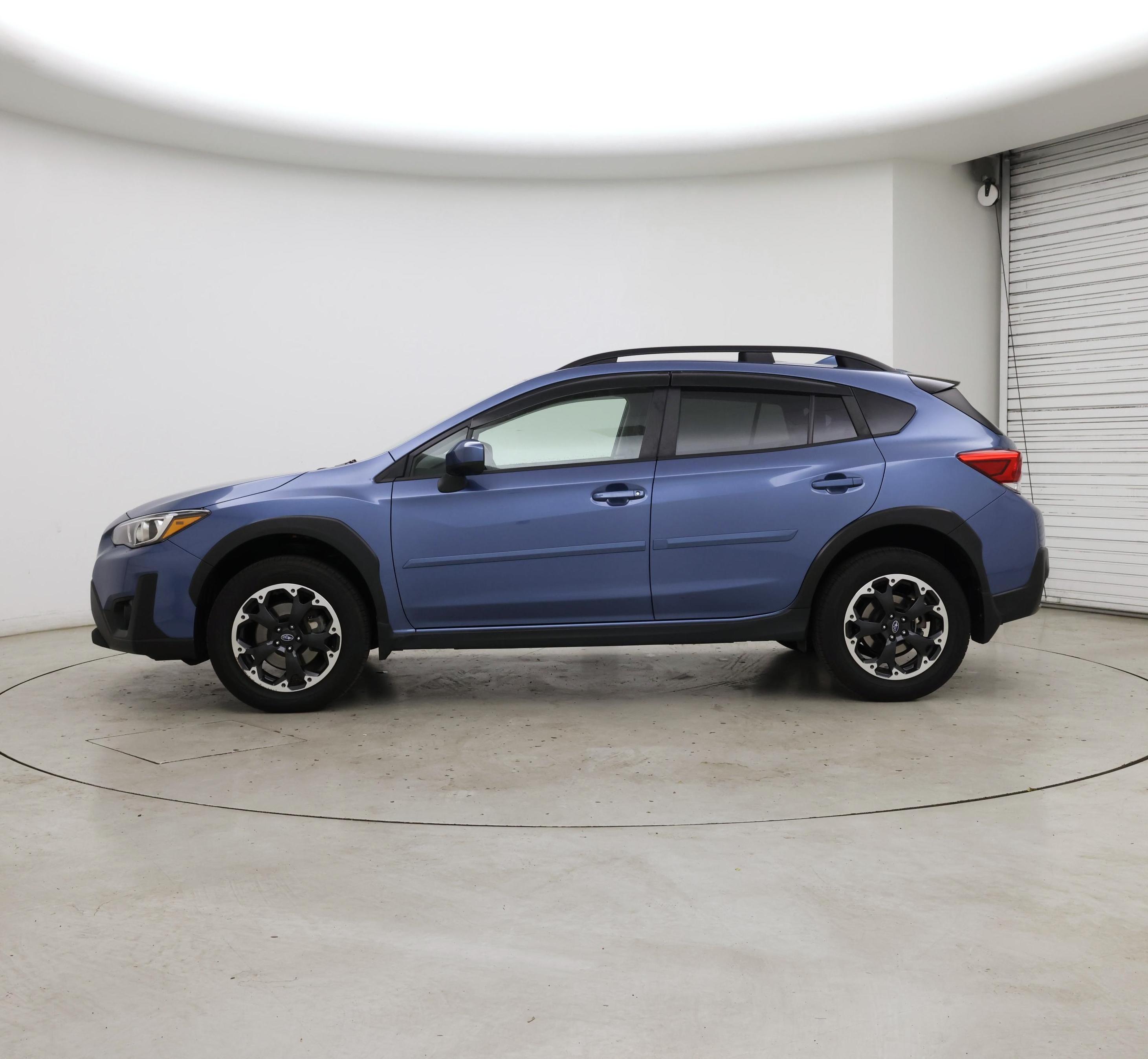 Thumbnail: 2021 Subaru Crosstrek - 3