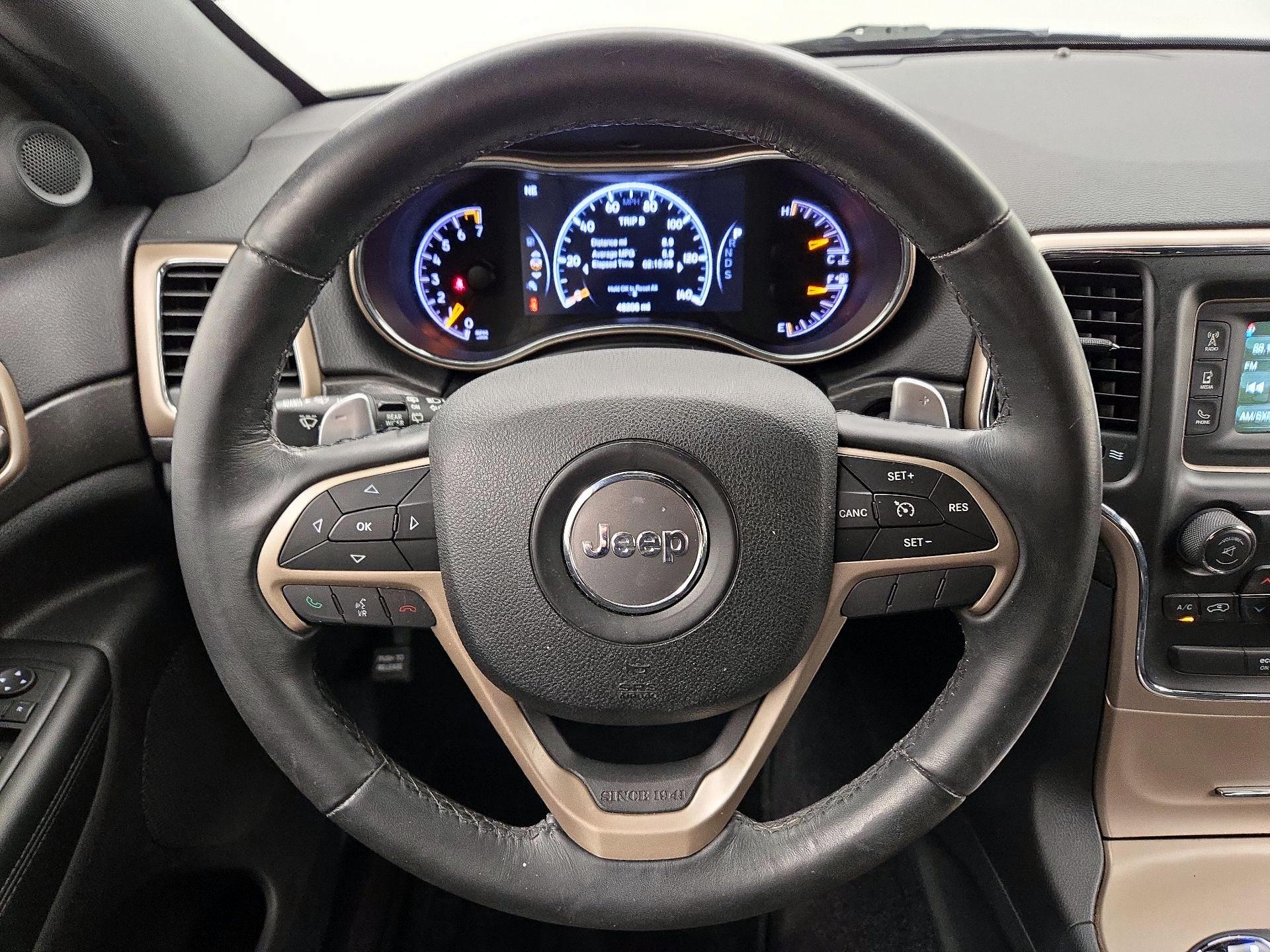 Thumbnail: 2015 Jeep Grand Cherokee - 10