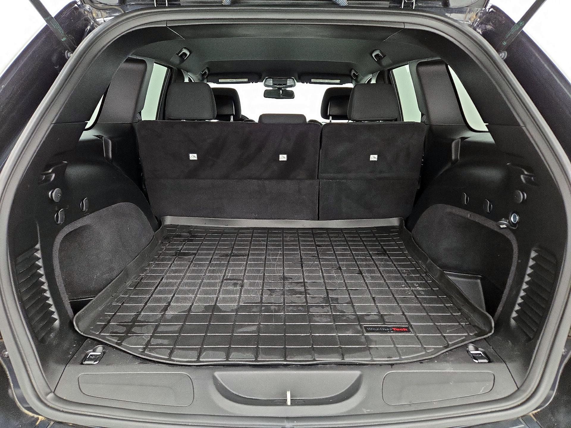Thumbnail: 2015 Jeep Grand Cherokee - 19