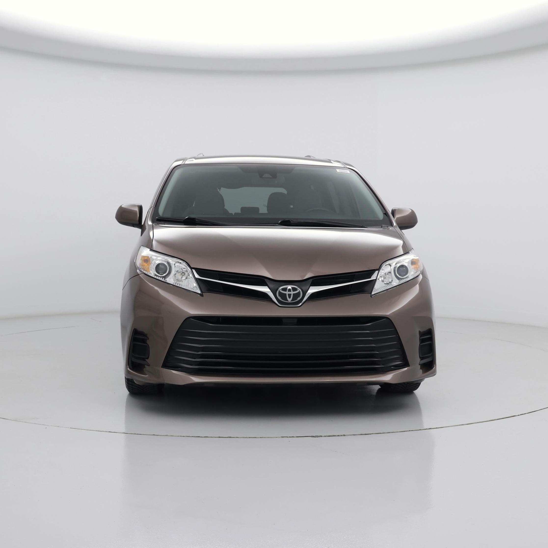 Thumbnail: 2018 Toyota Sienna - 5