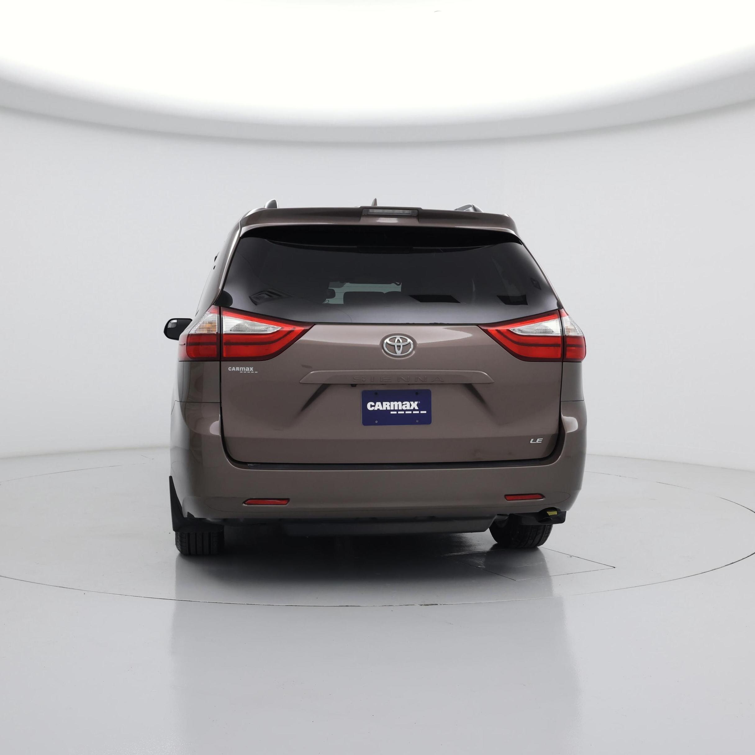 Thumbnail: 2018 Toyota Sienna - 6