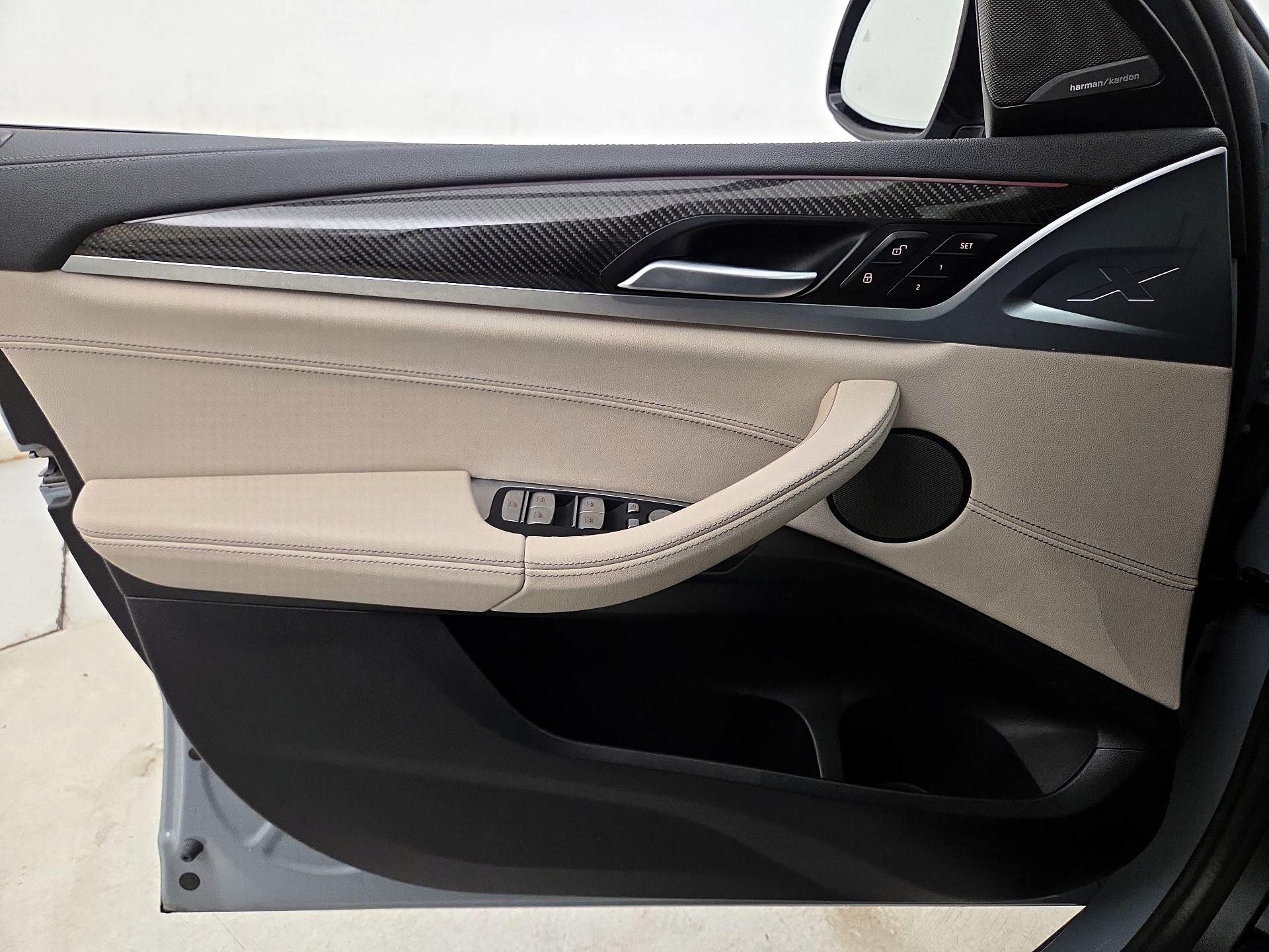 Thumbnail: 2024 BMW X4 - 12