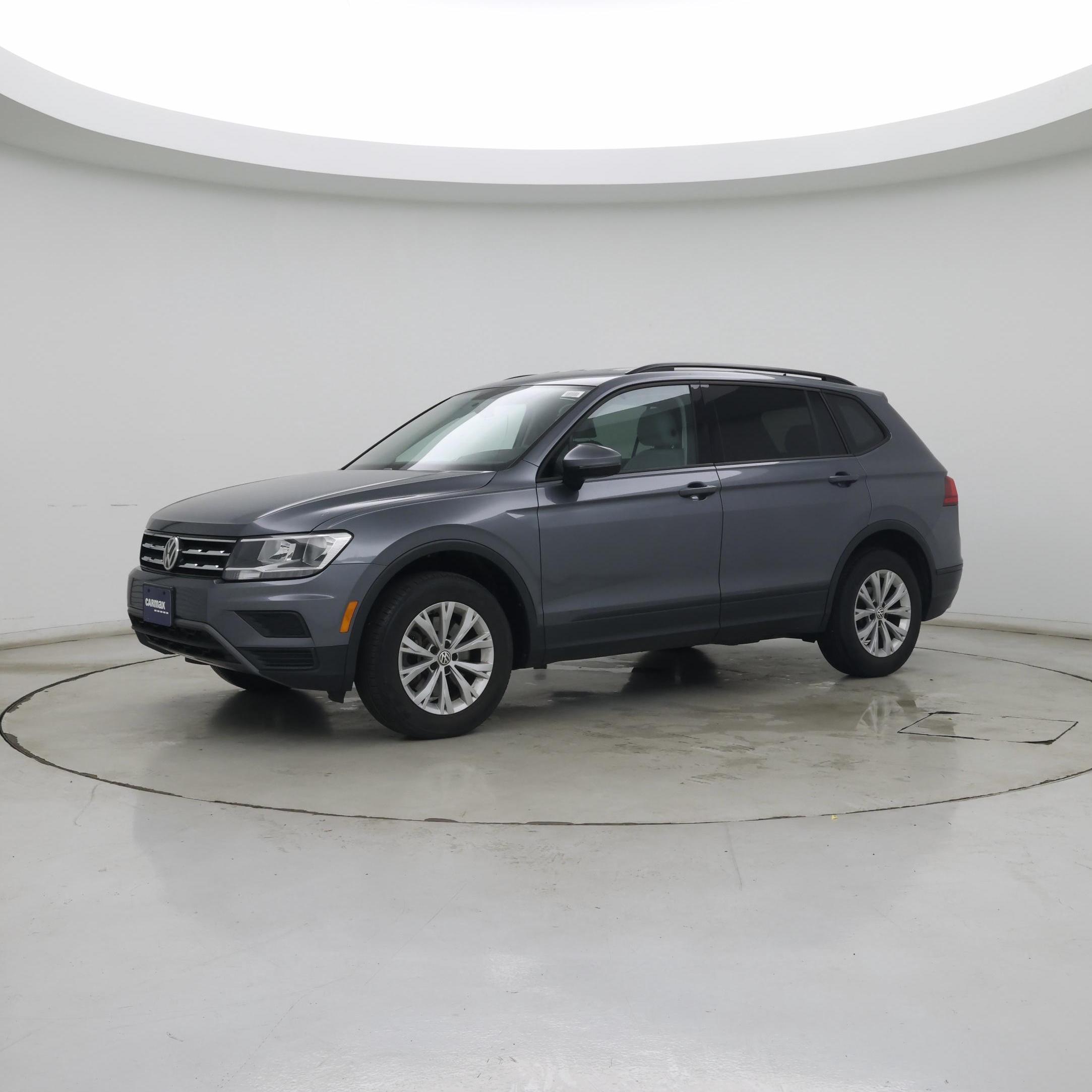 Thumbnail: 2020 Volkswagen Tiguan - 4