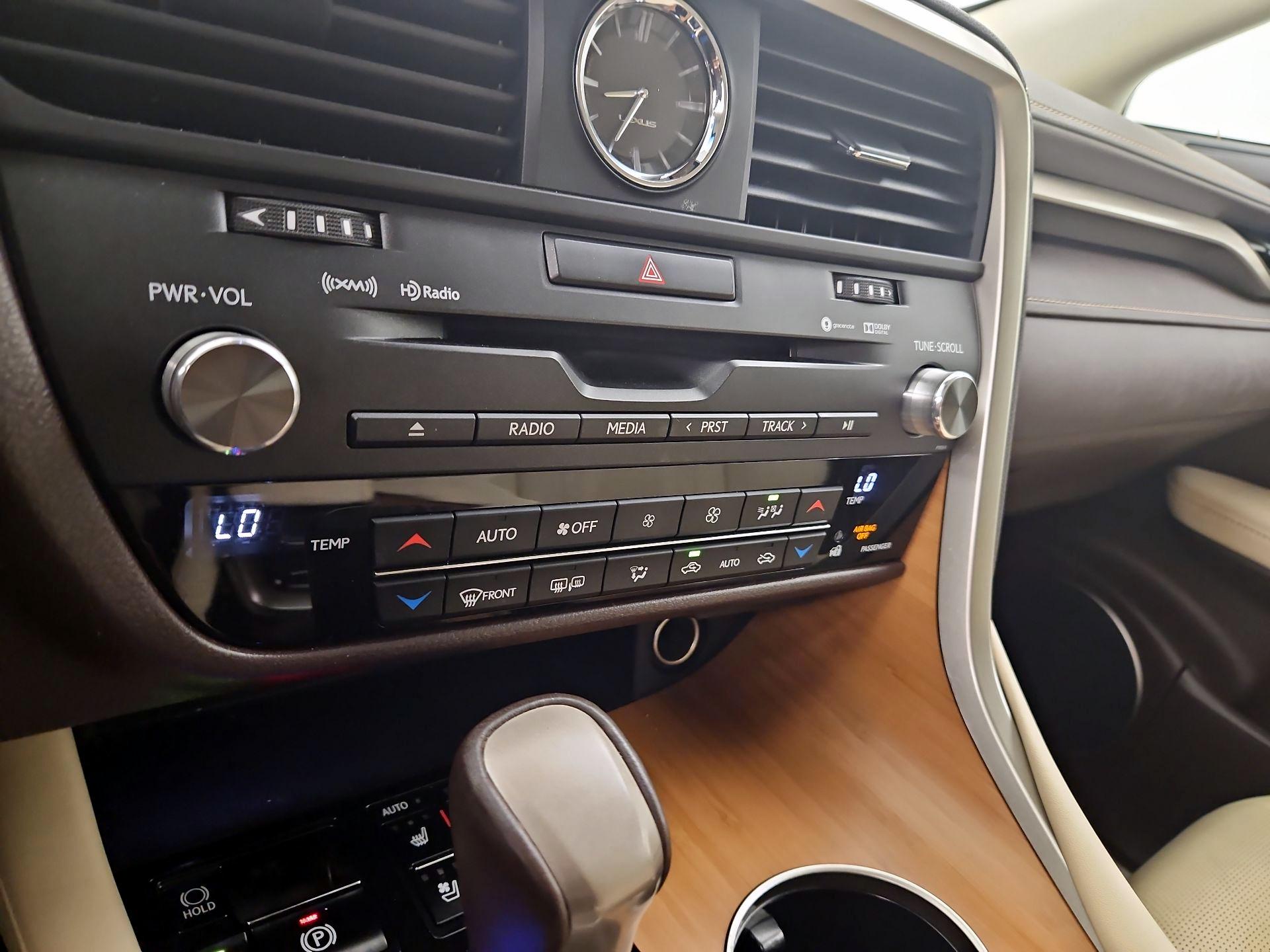 Thumbnail: 2016 Lexus RX - 17