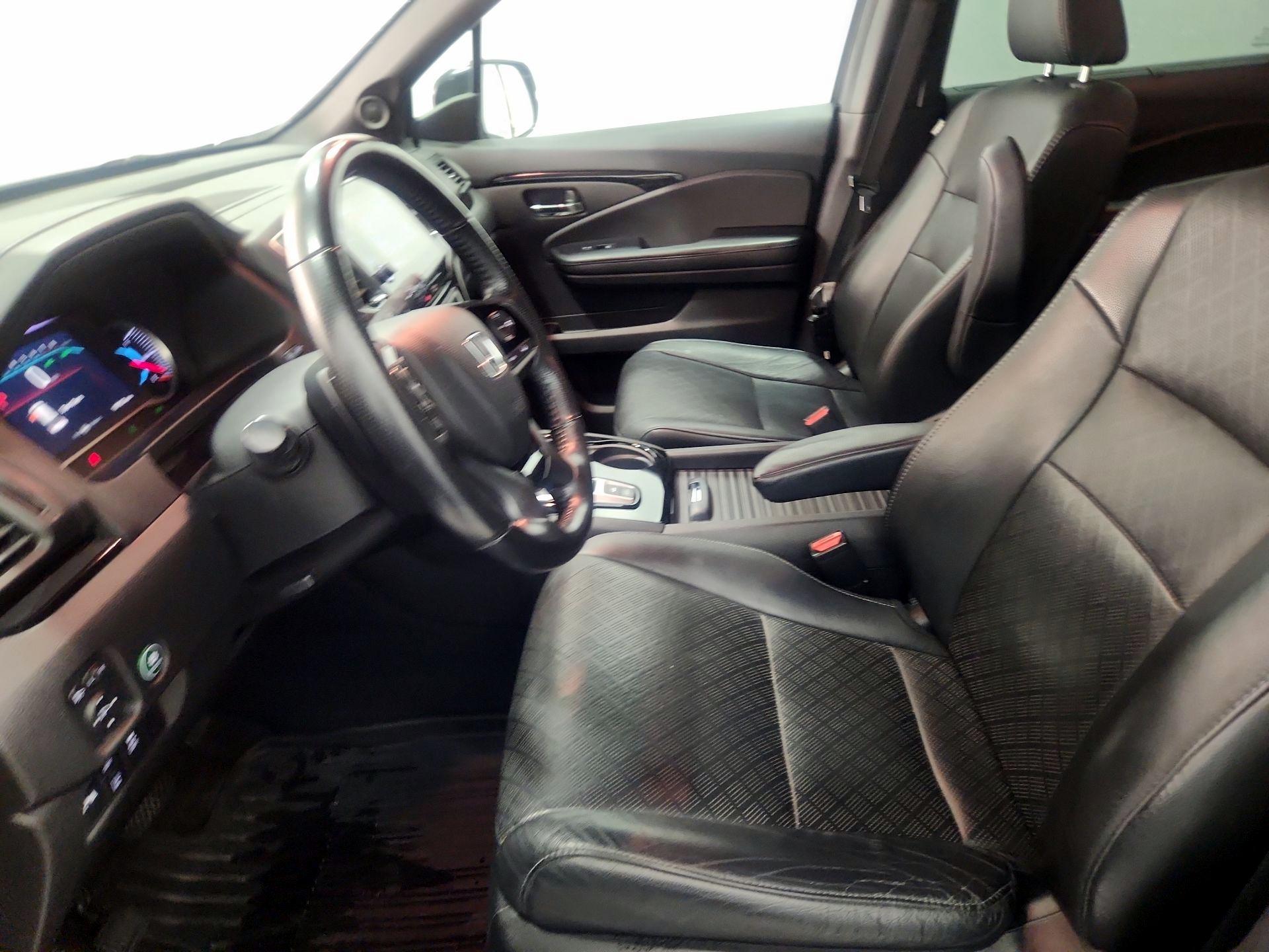 Thumbnail: 2019 Honda Passport - 11