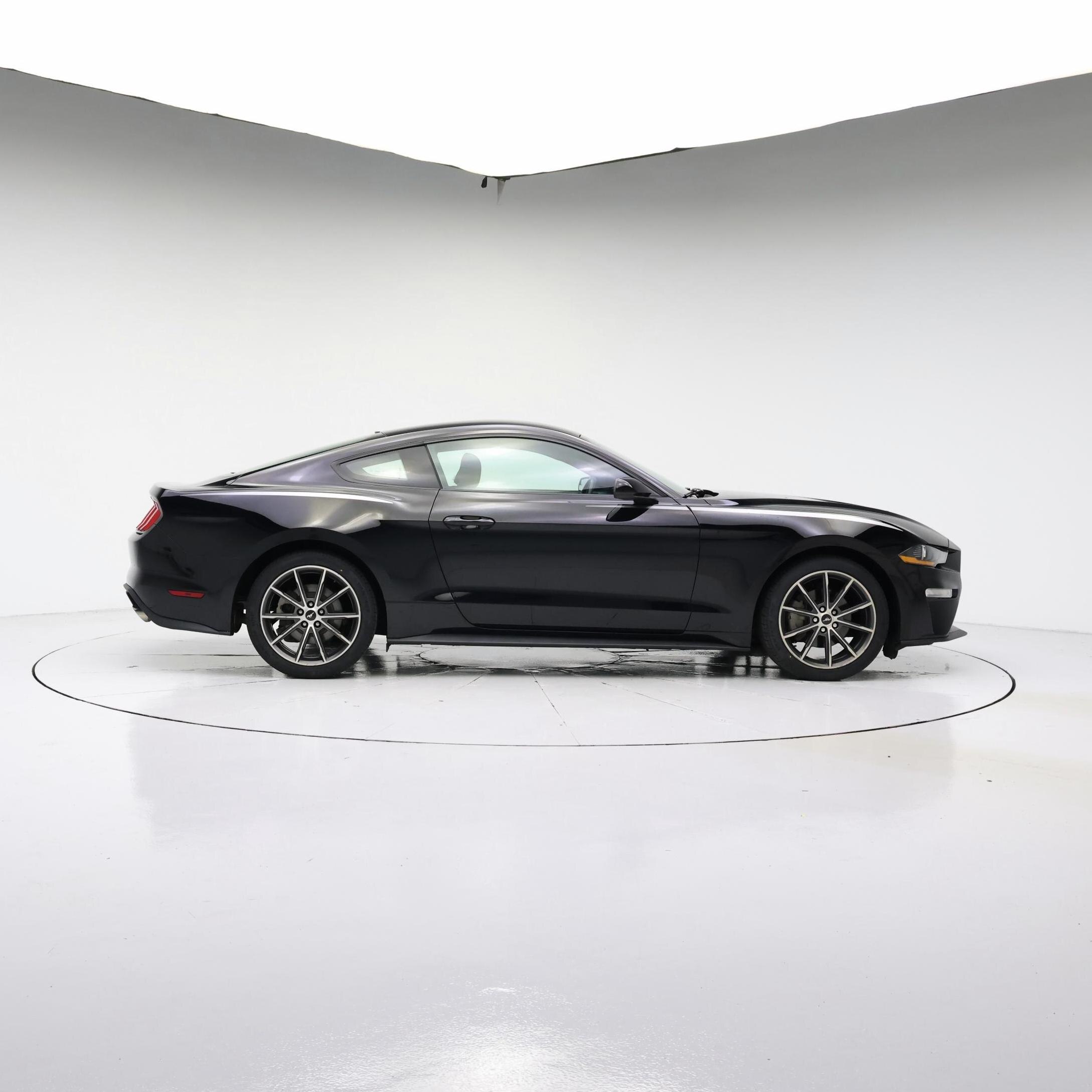 Thumbnail: 2018 Ford Mustang - 7