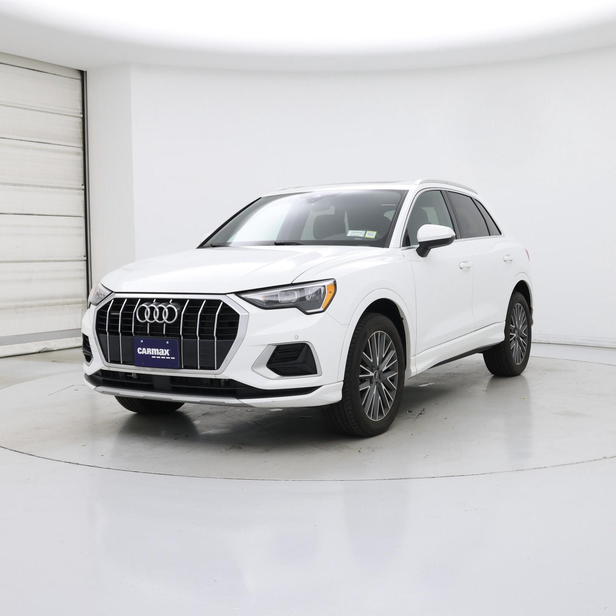 Thumbnail: 2022 Audi Q3 - 4