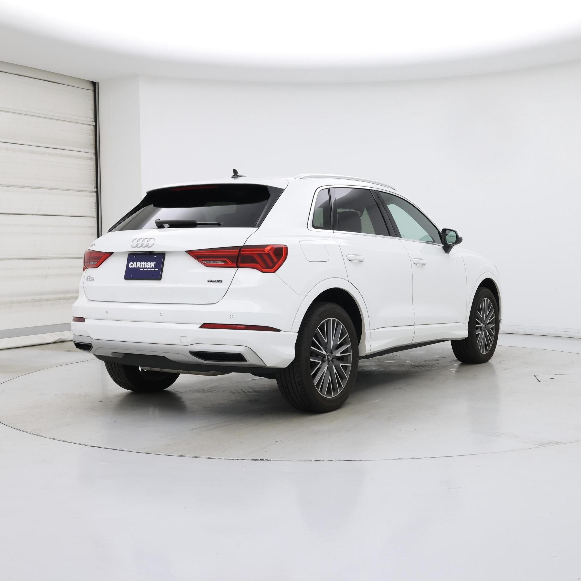 Thumbnail: 2022 Audi Q3 - 8