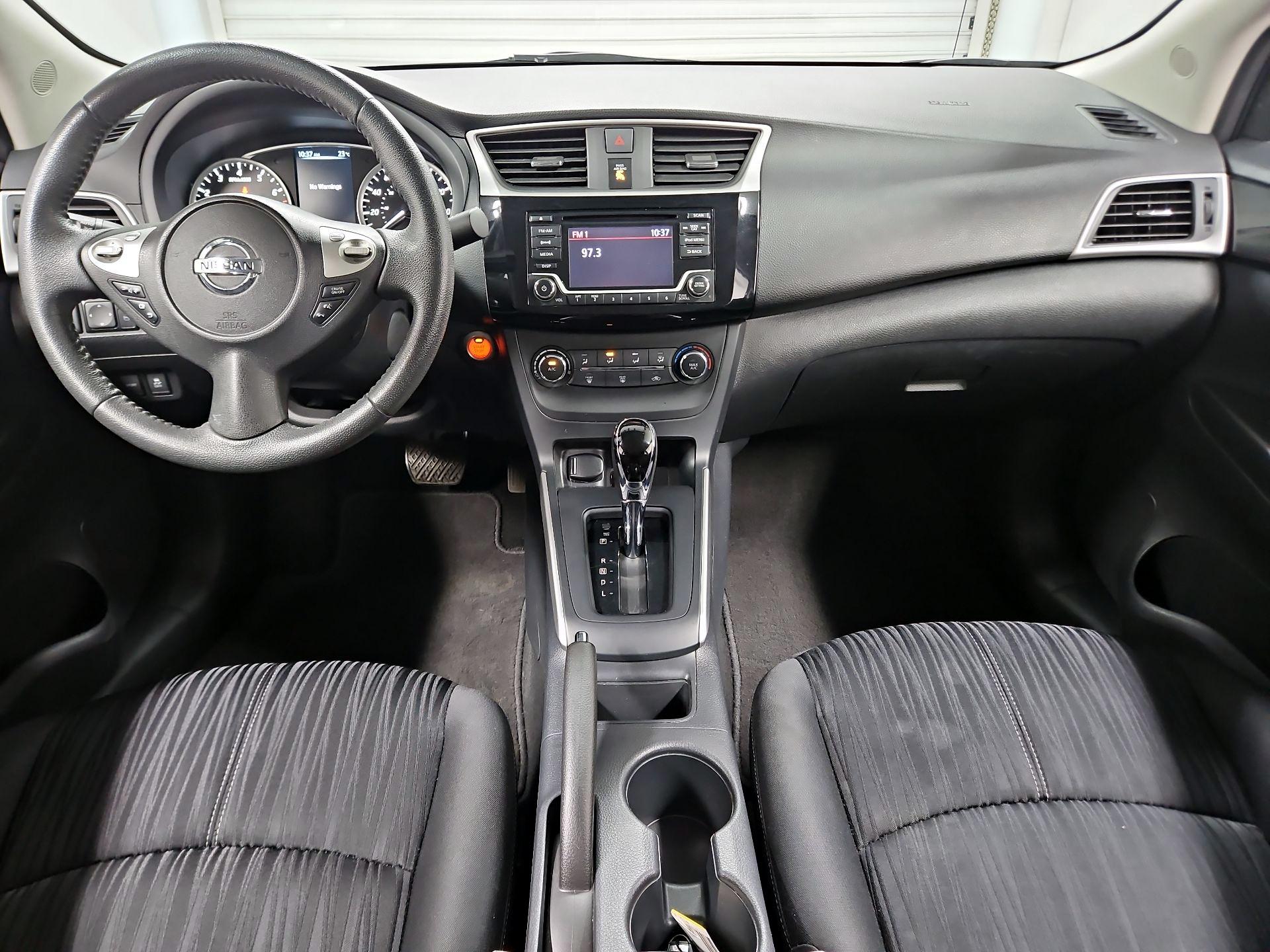 Thumbnail: 2017 Nissan Sentra - 9