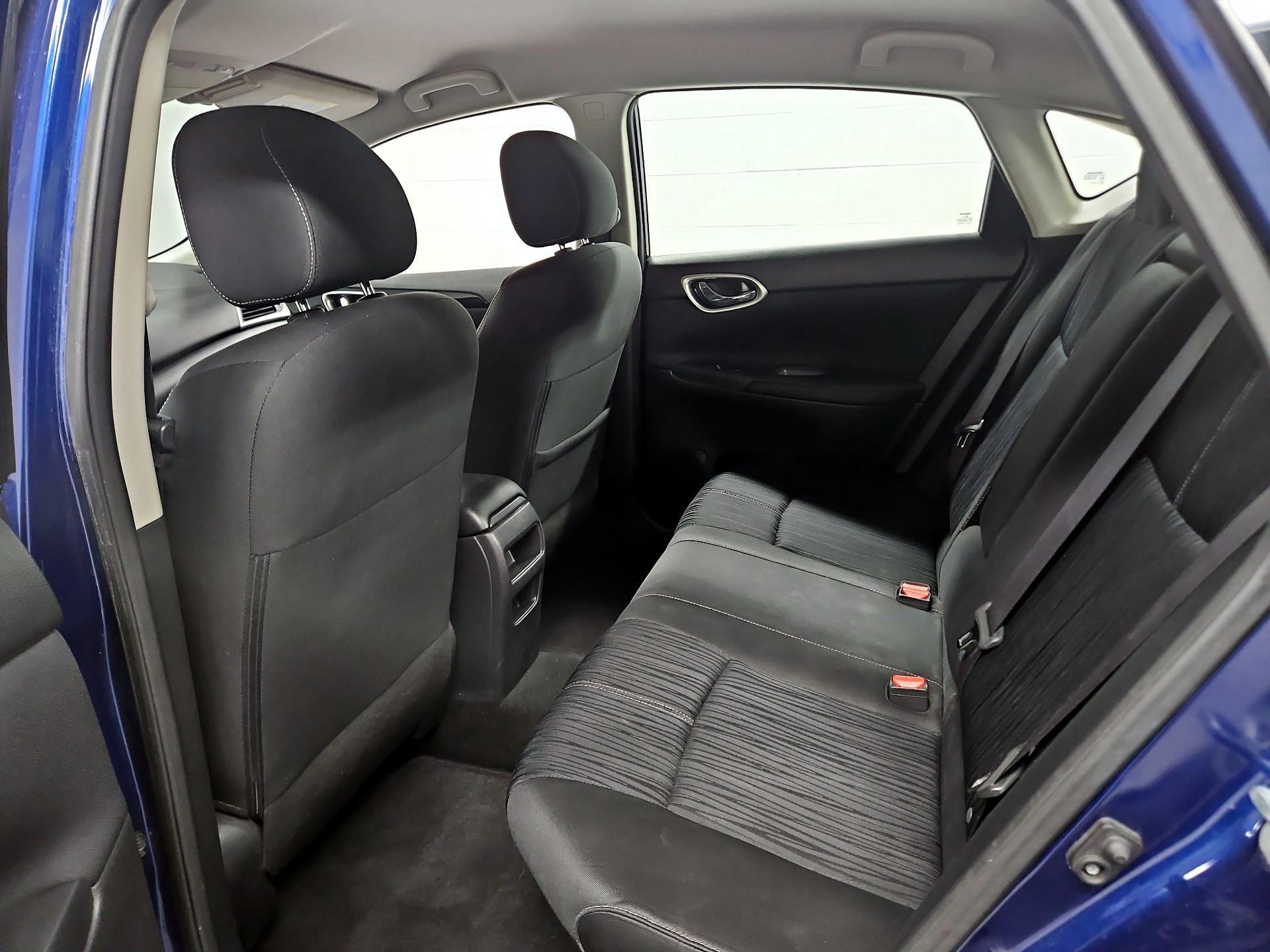 Thumbnail: 2017 Nissan Sentra - 19