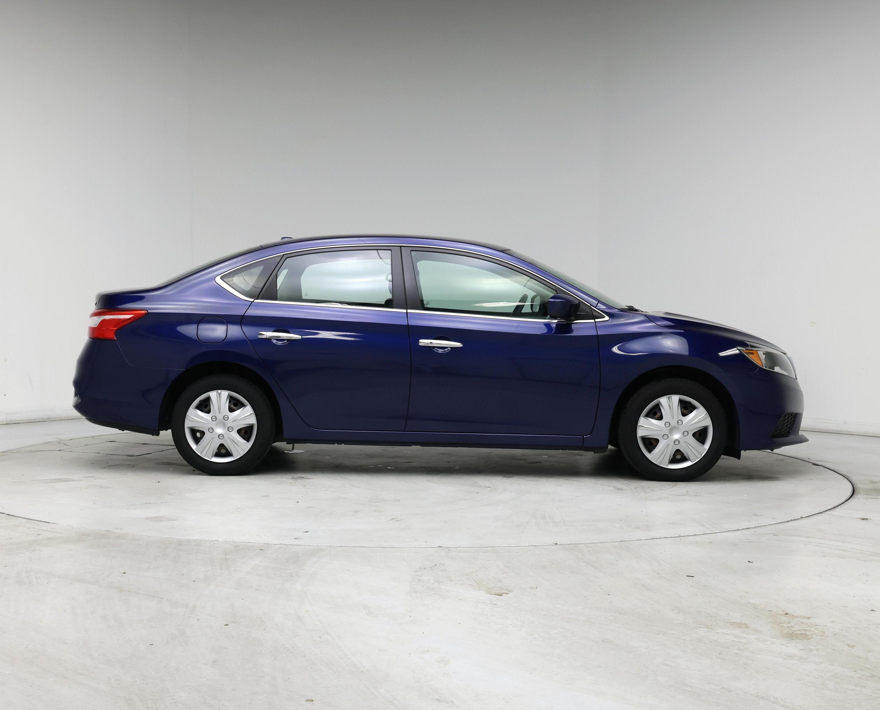 Thumbnail: 2017 Nissan Sentra - 7
