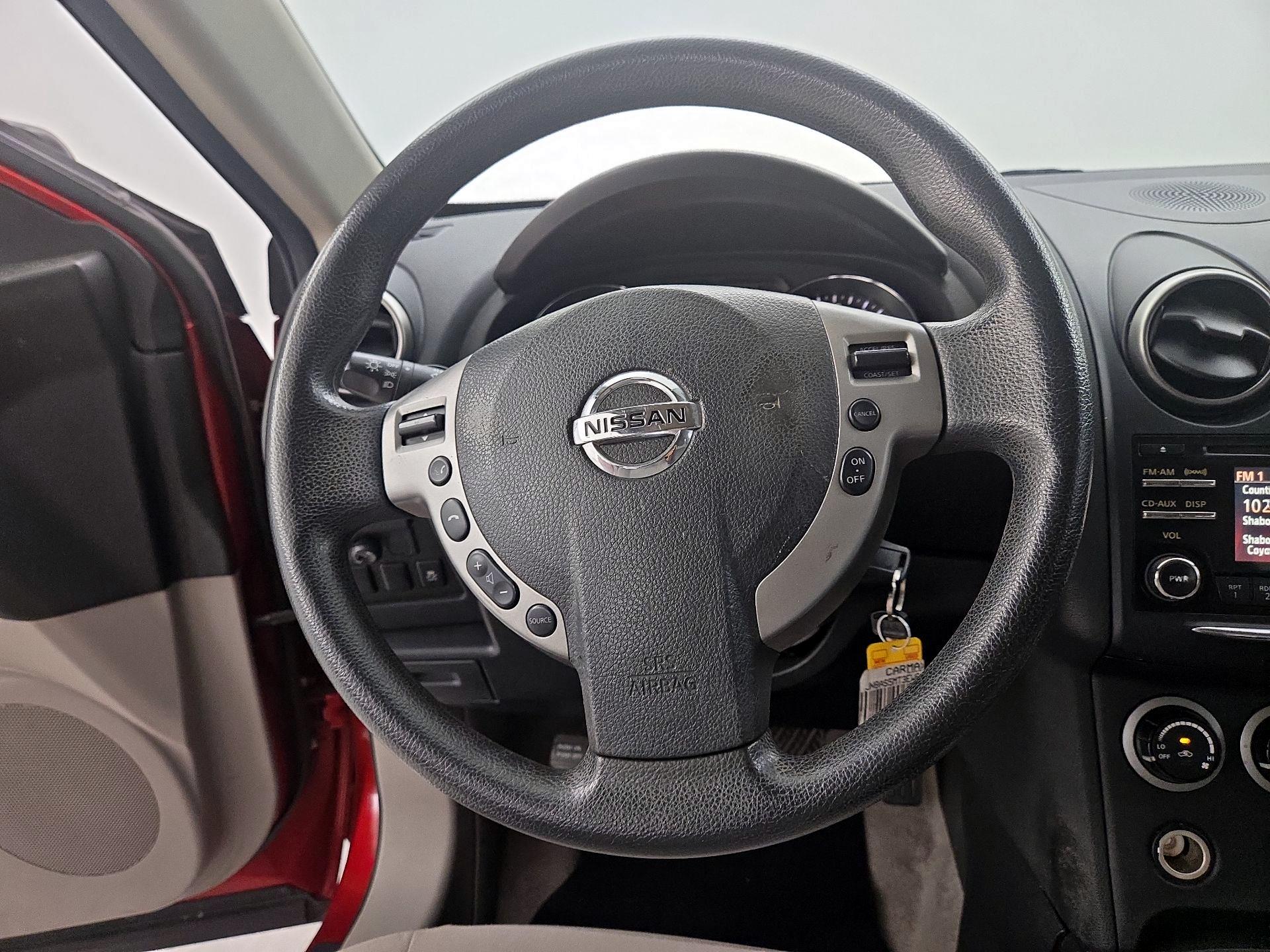 Thumbnail: 2014 Nissan Rogue - 10