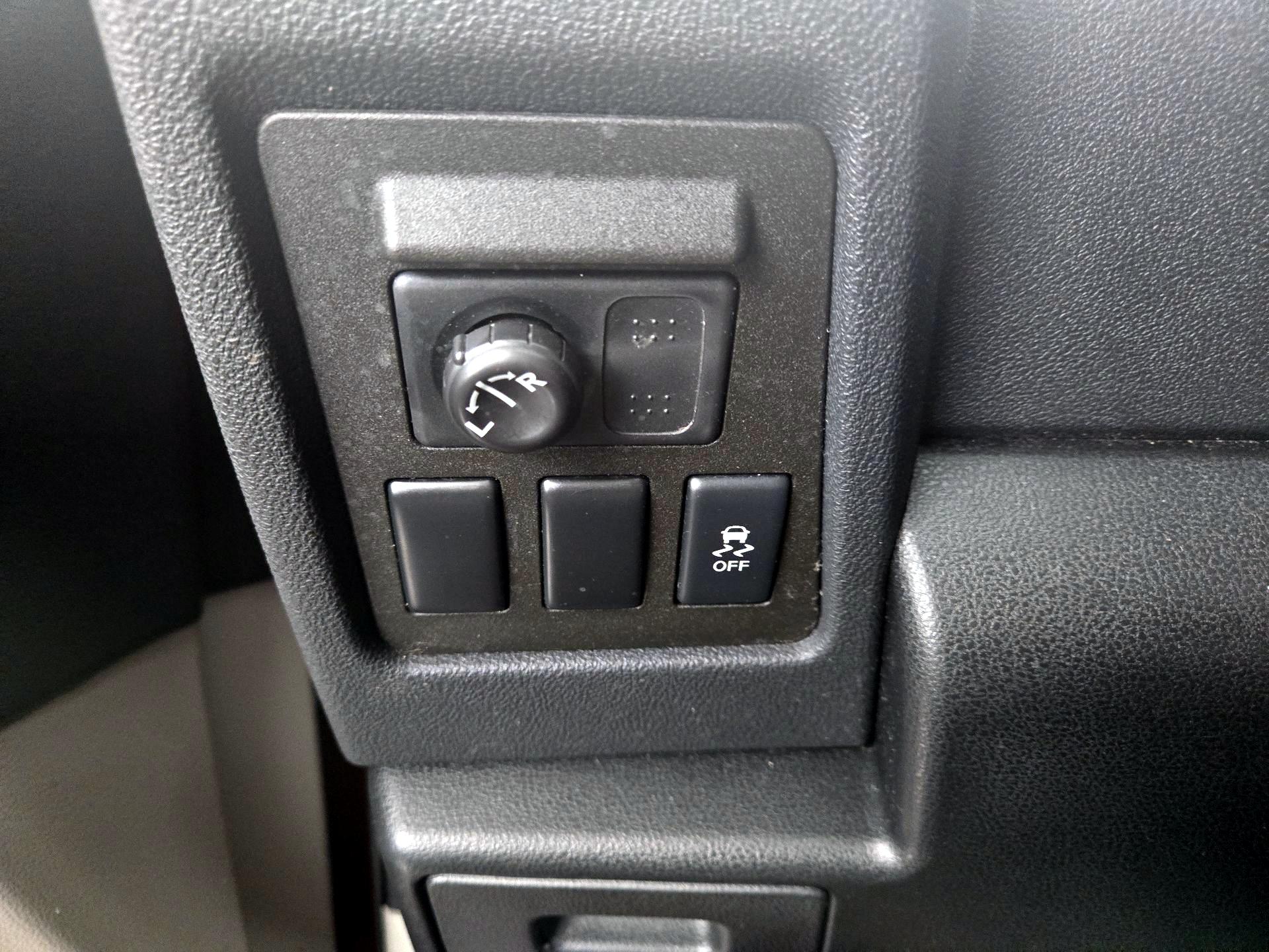 Thumbnail: 2014 Nissan Rogue - 13