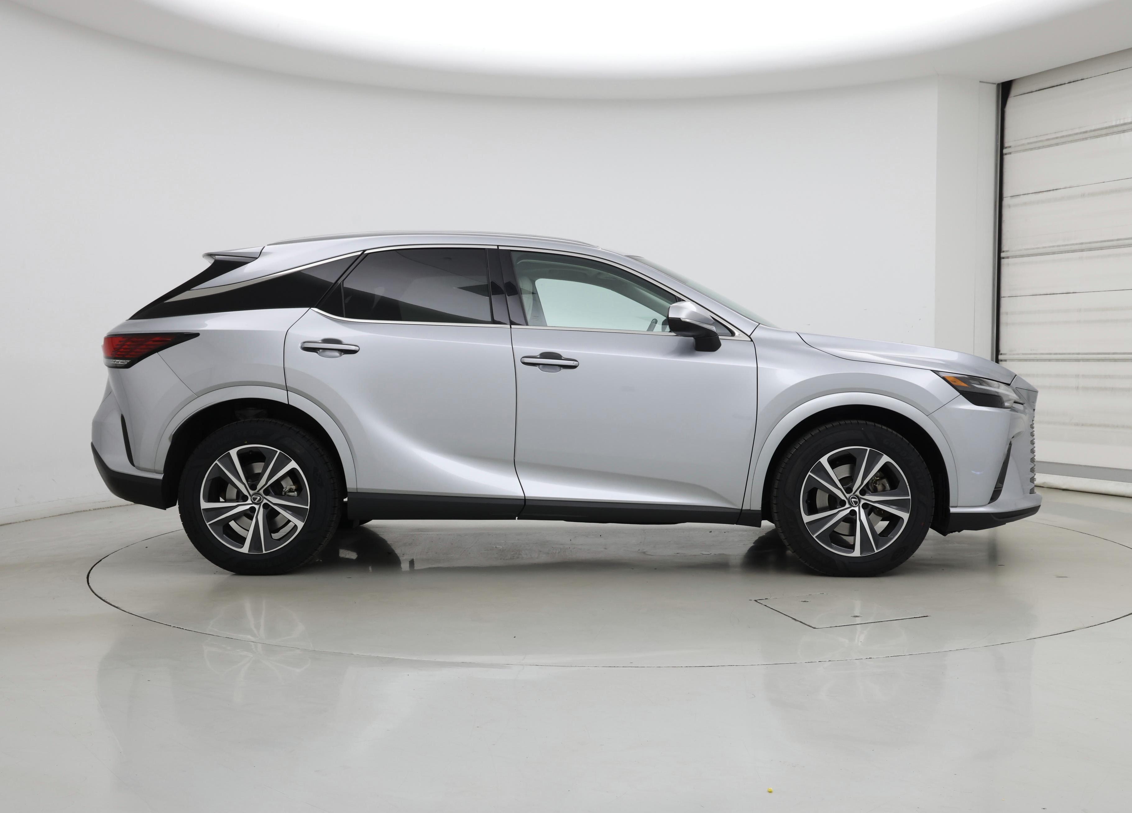 Thumbnail: 2023 Lexus RX - 7