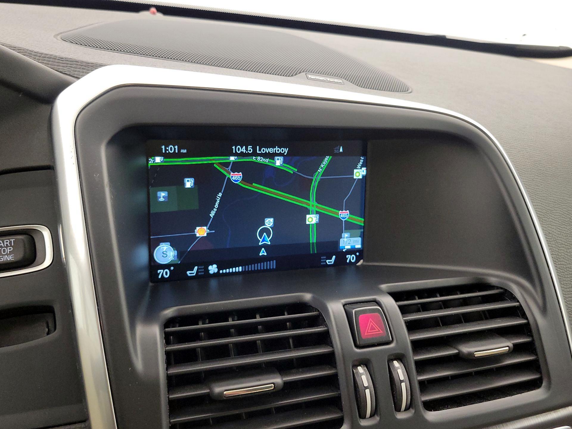 Thumbnail: 2016 Volvo XC60 - 14