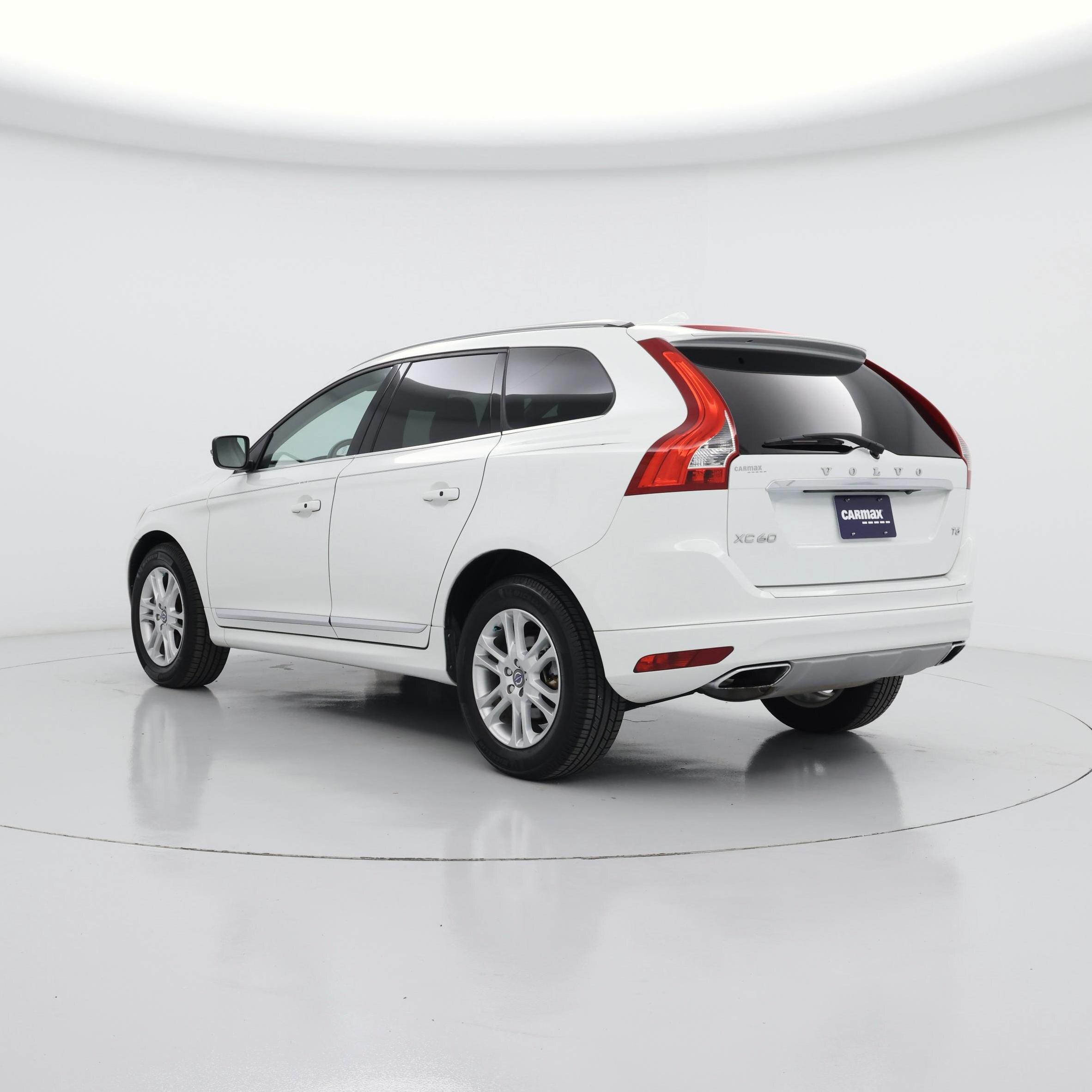 Thumbnail: 2016 Volvo XC60 - 2