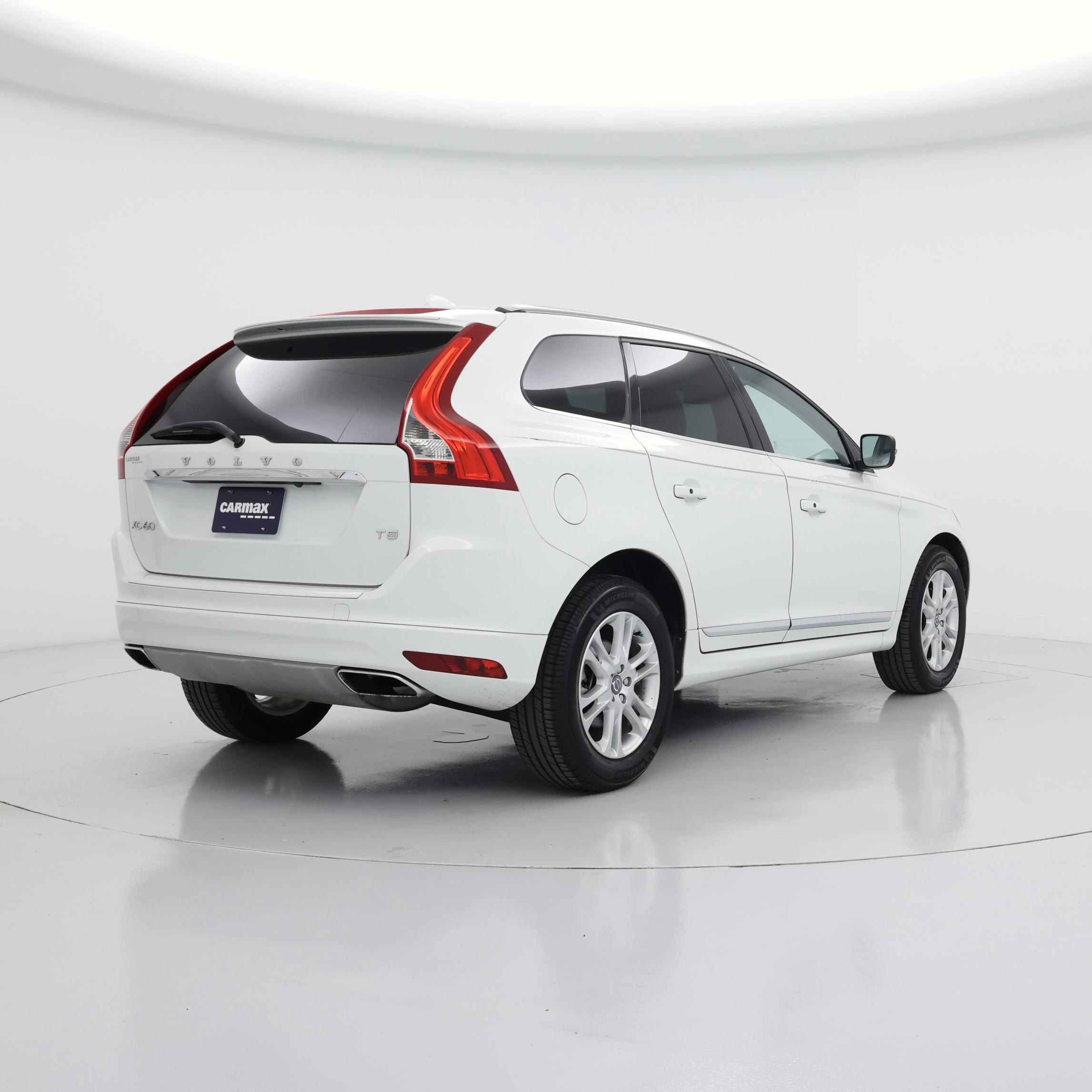Thumbnail: 2016 Volvo XC60 - 8