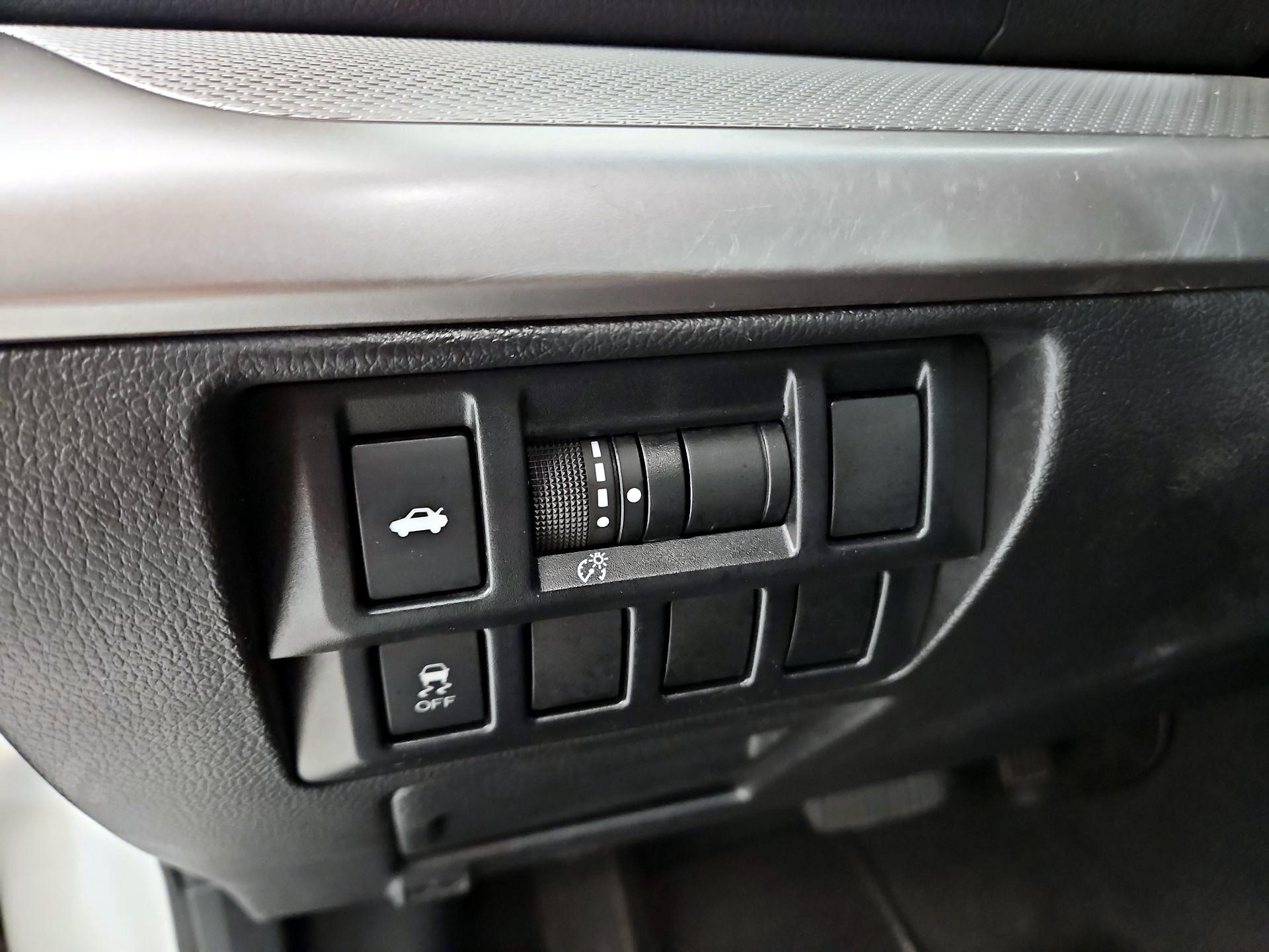 Thumbnail: 2016 Subaru Legacy - 11