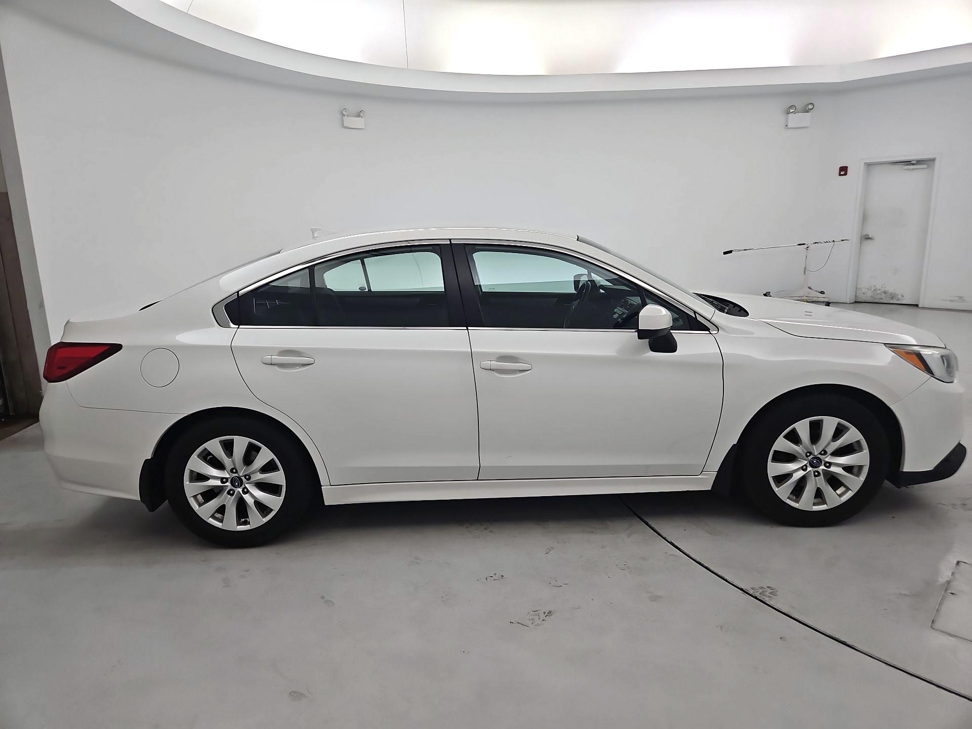 Thumbnail: 2016 Subaru Legacy - 4