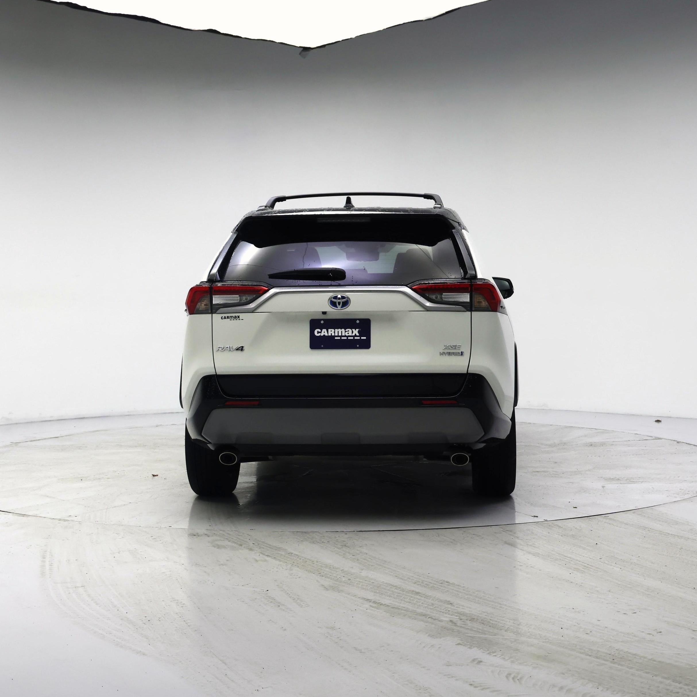Thumbnail: 2021 Toyota RAV4 - 6