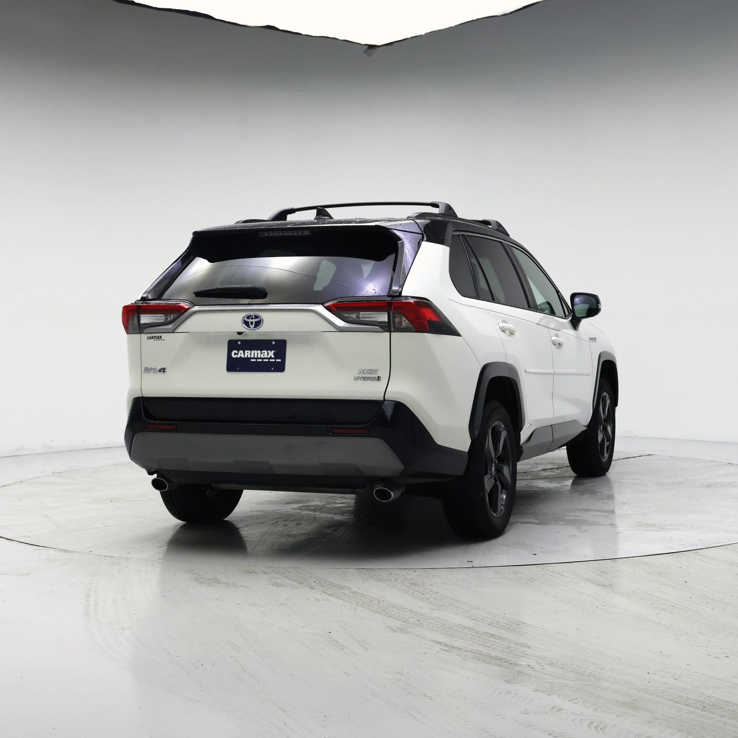 Thumbnail: 2021 Toyota RAV4 - 8