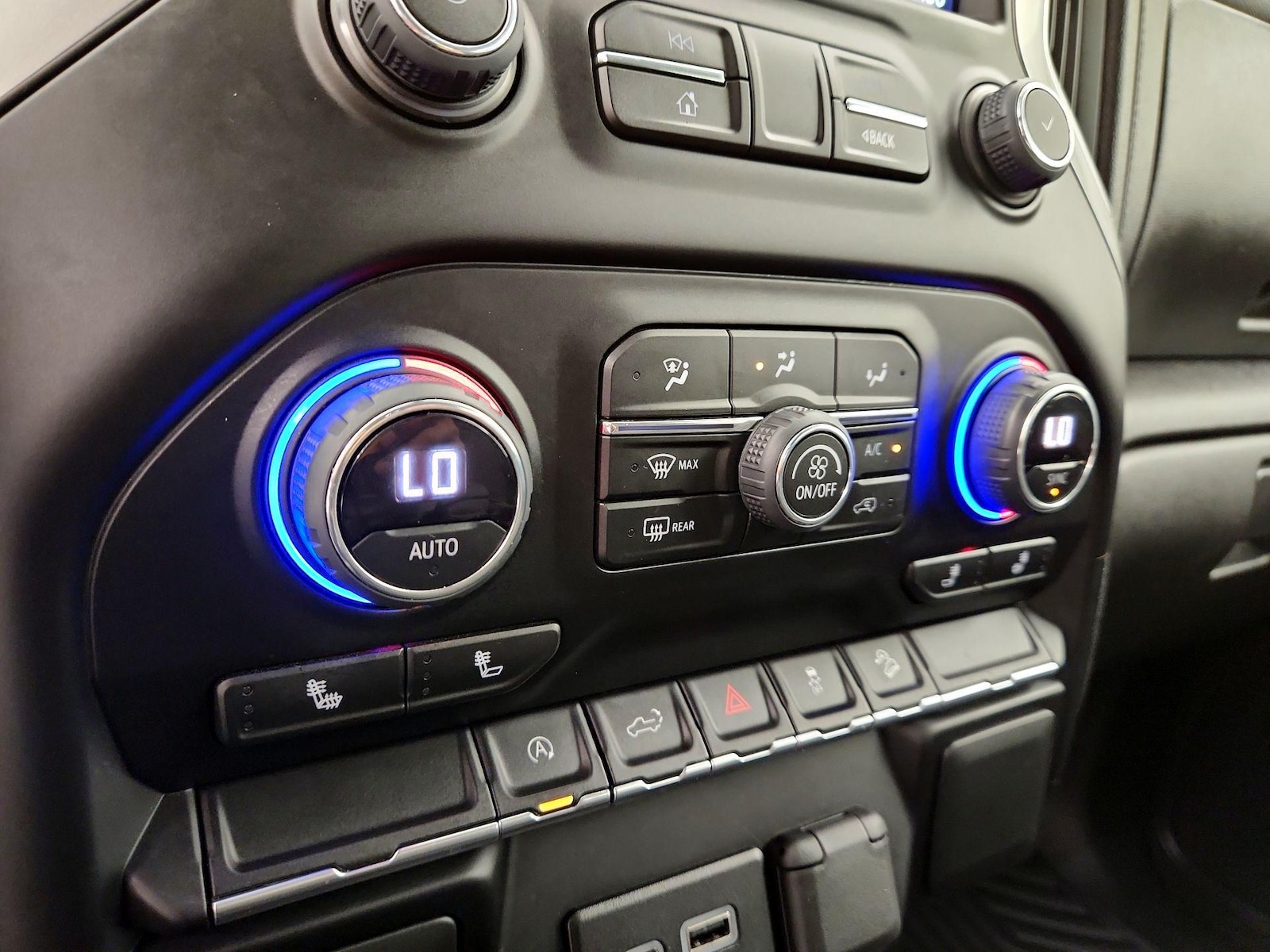 2022 Chevrolet Silverado 1500 Limited RST - Photo 17